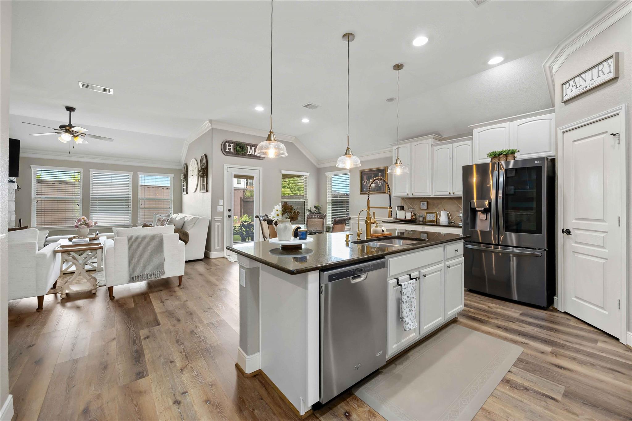 1224 Lazy Springs Lane
