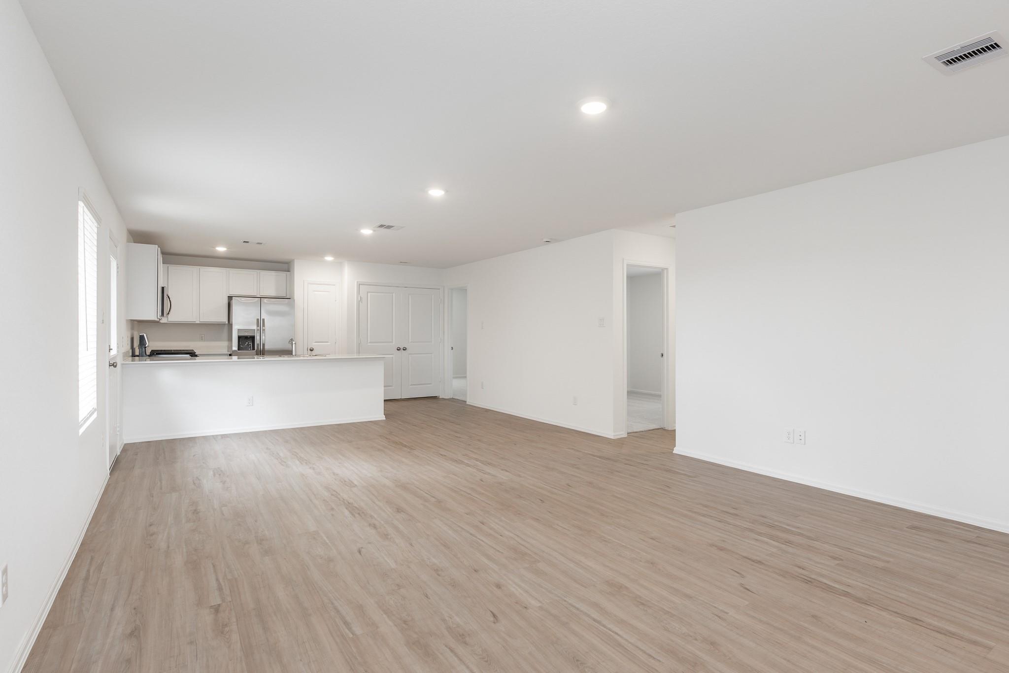 26811 Paloma Blanca Drive