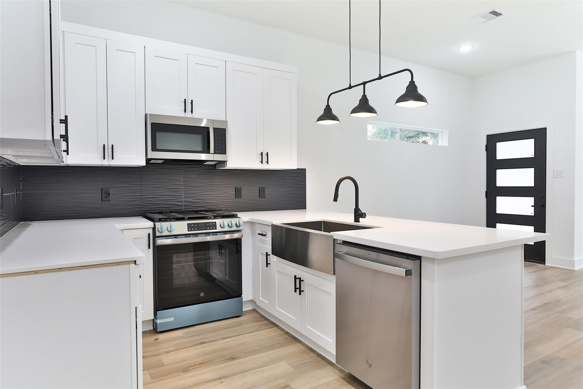 8109 Bigwood Street Unit: A/B