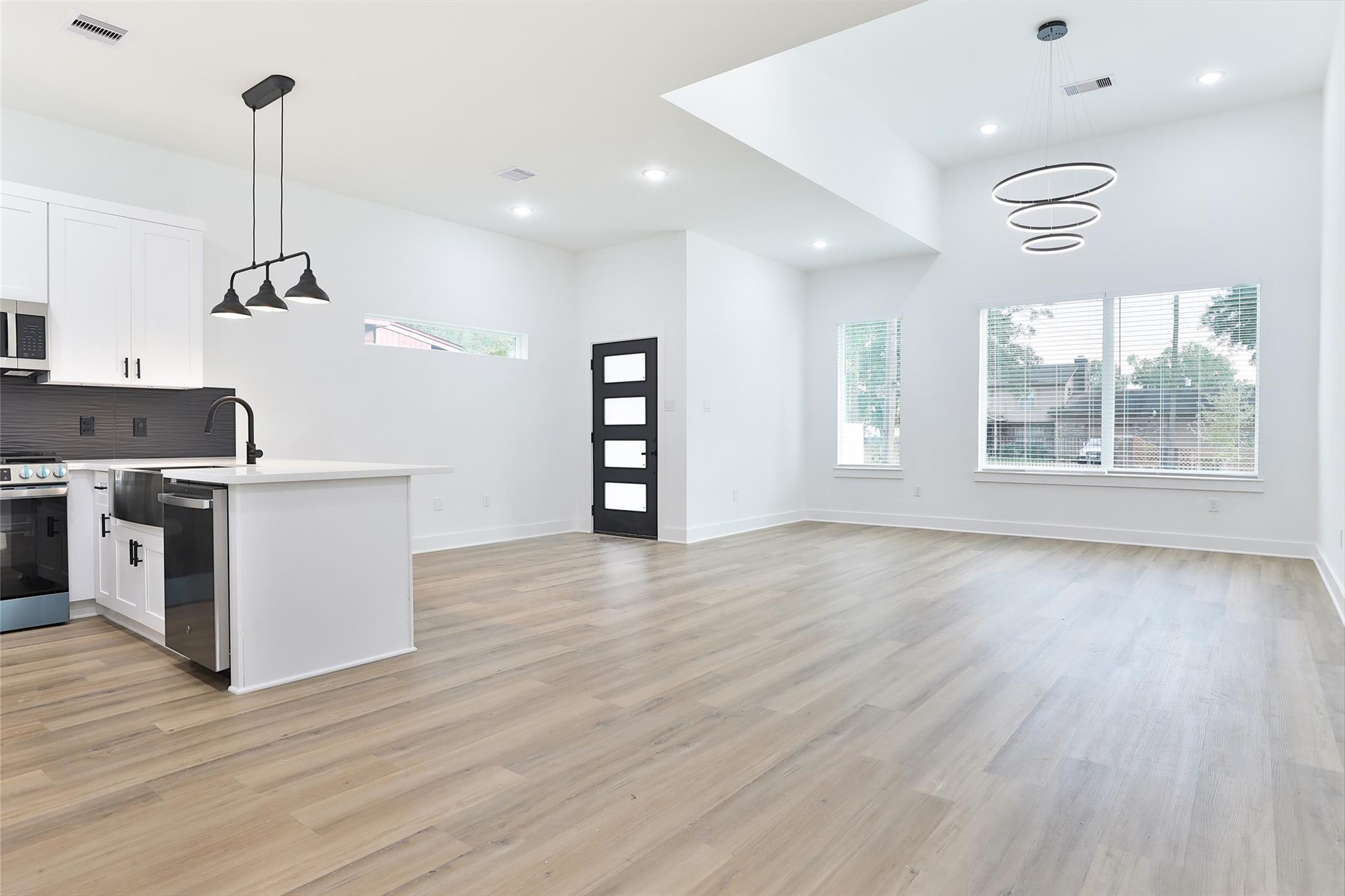 8109 Bigwood Street Unit: A/B