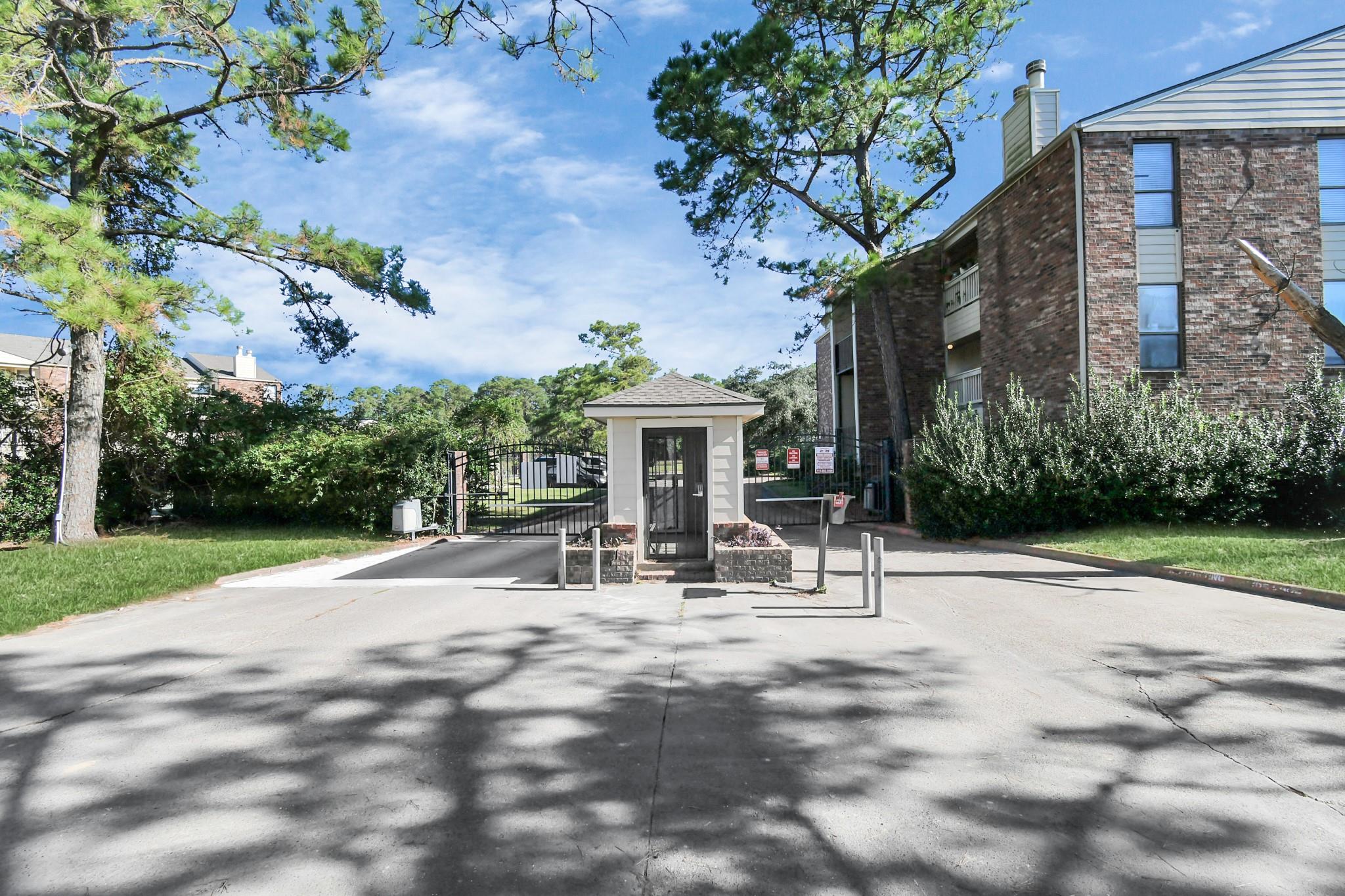 2501 Gulf Freeway # 250D