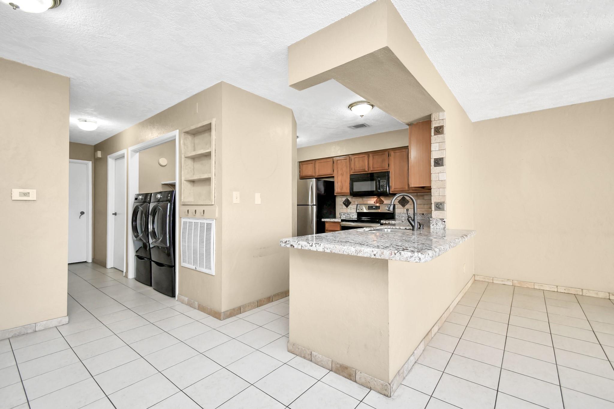 2501 Gulf Freeway # 250D