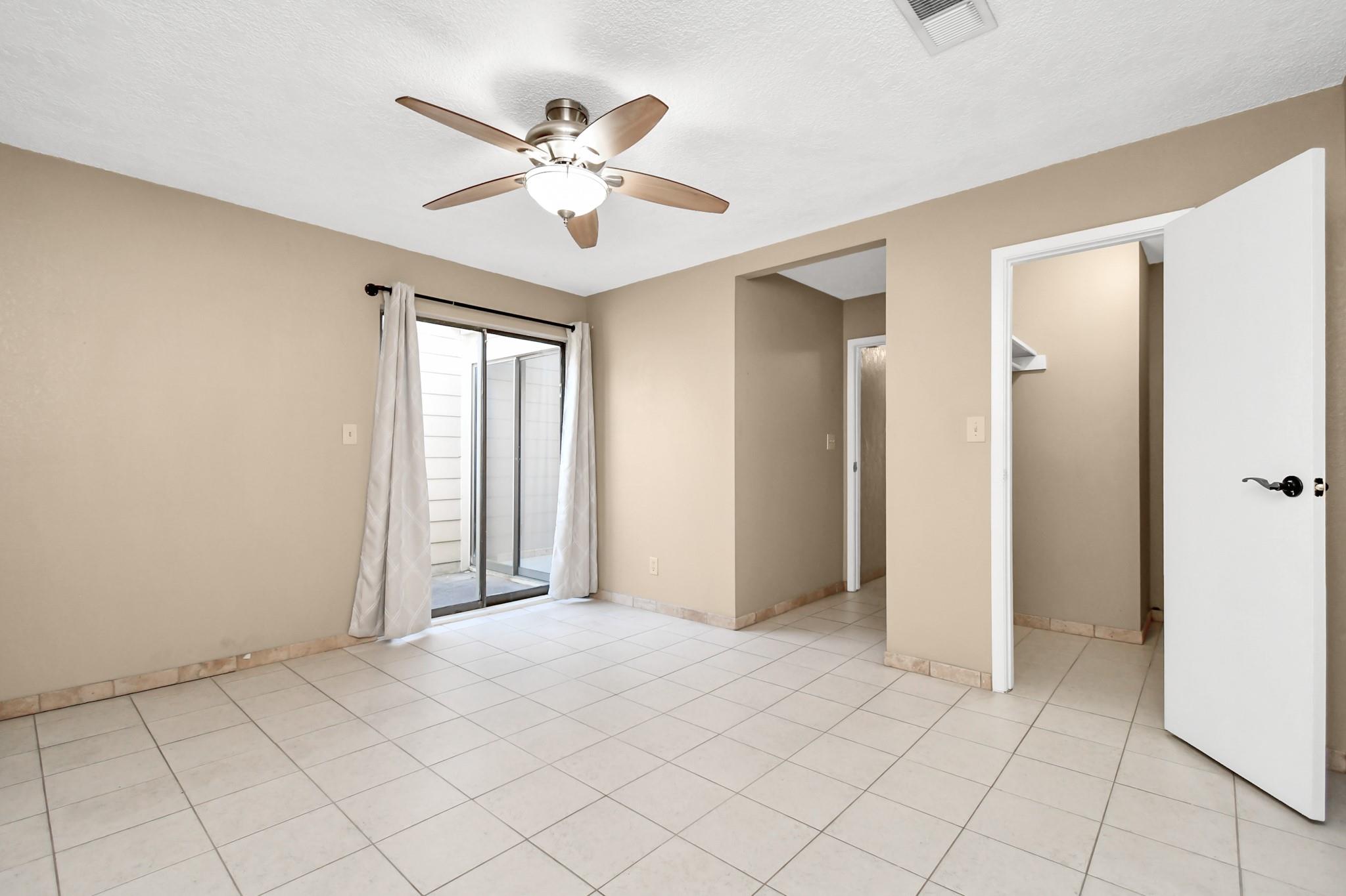 2501 Gulf Freeway # 250D