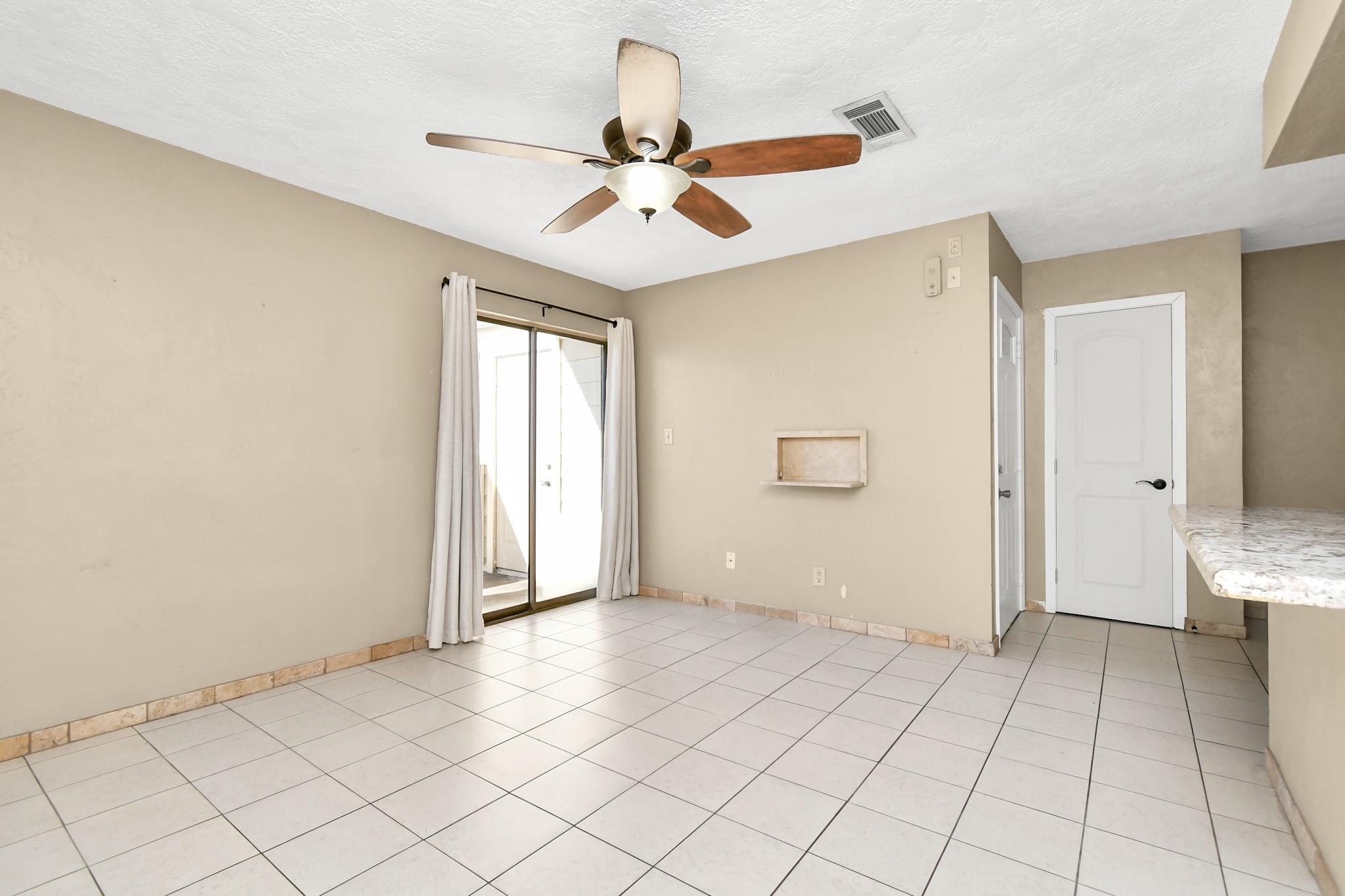 2501 Gulf Freeway # 250D