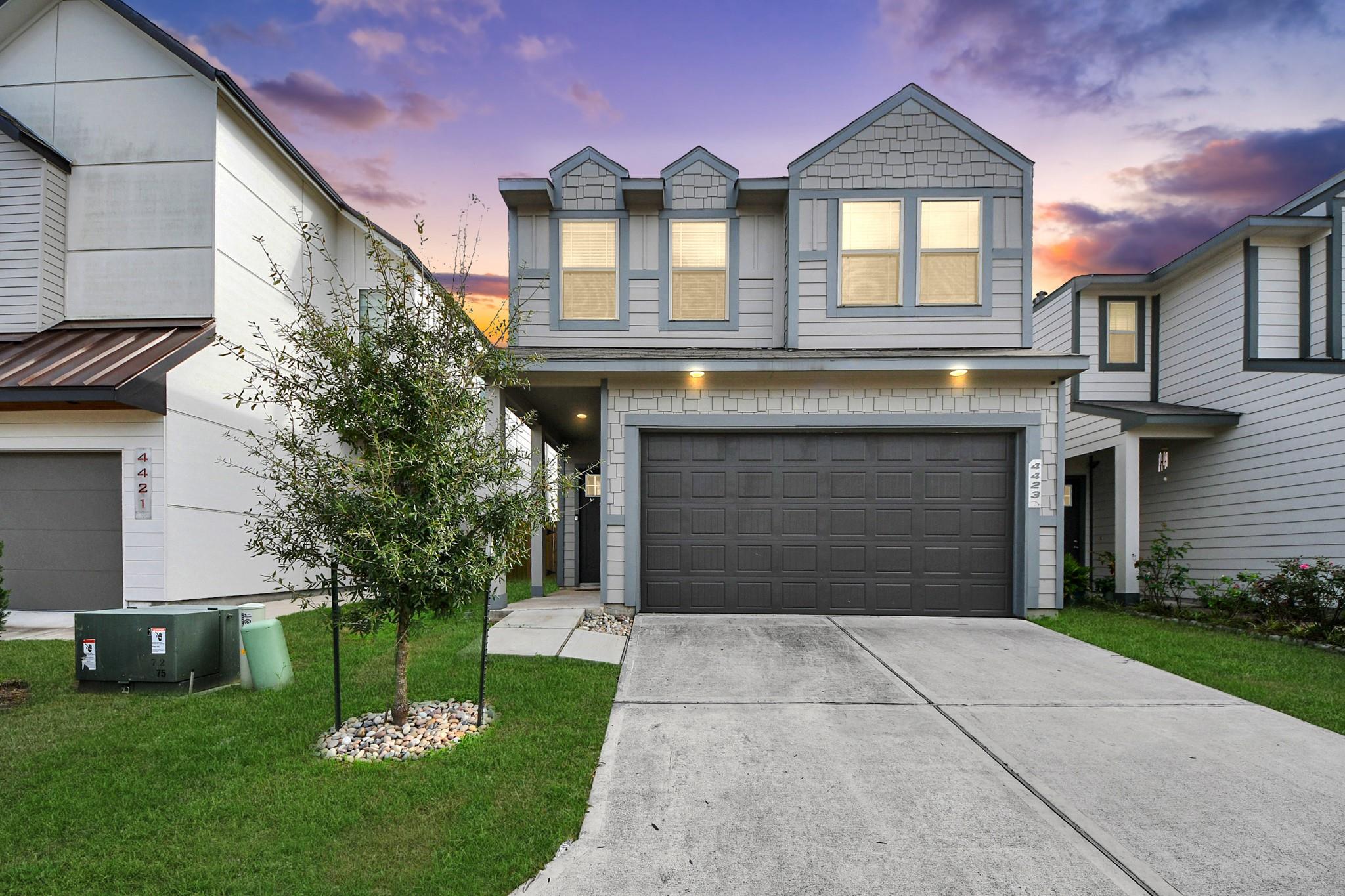 4423 Santorini Lane
