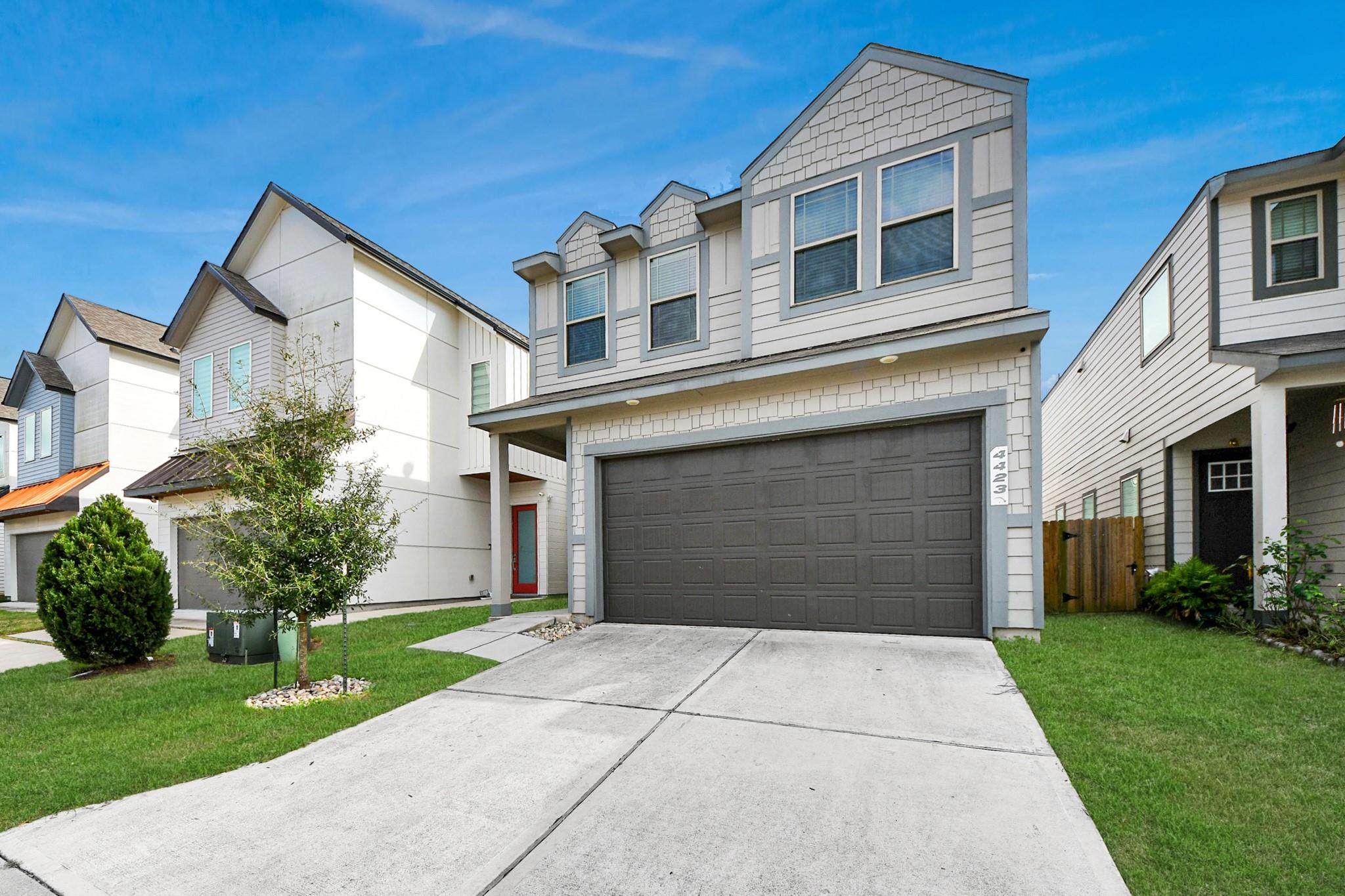 4423 Santorini Lane
