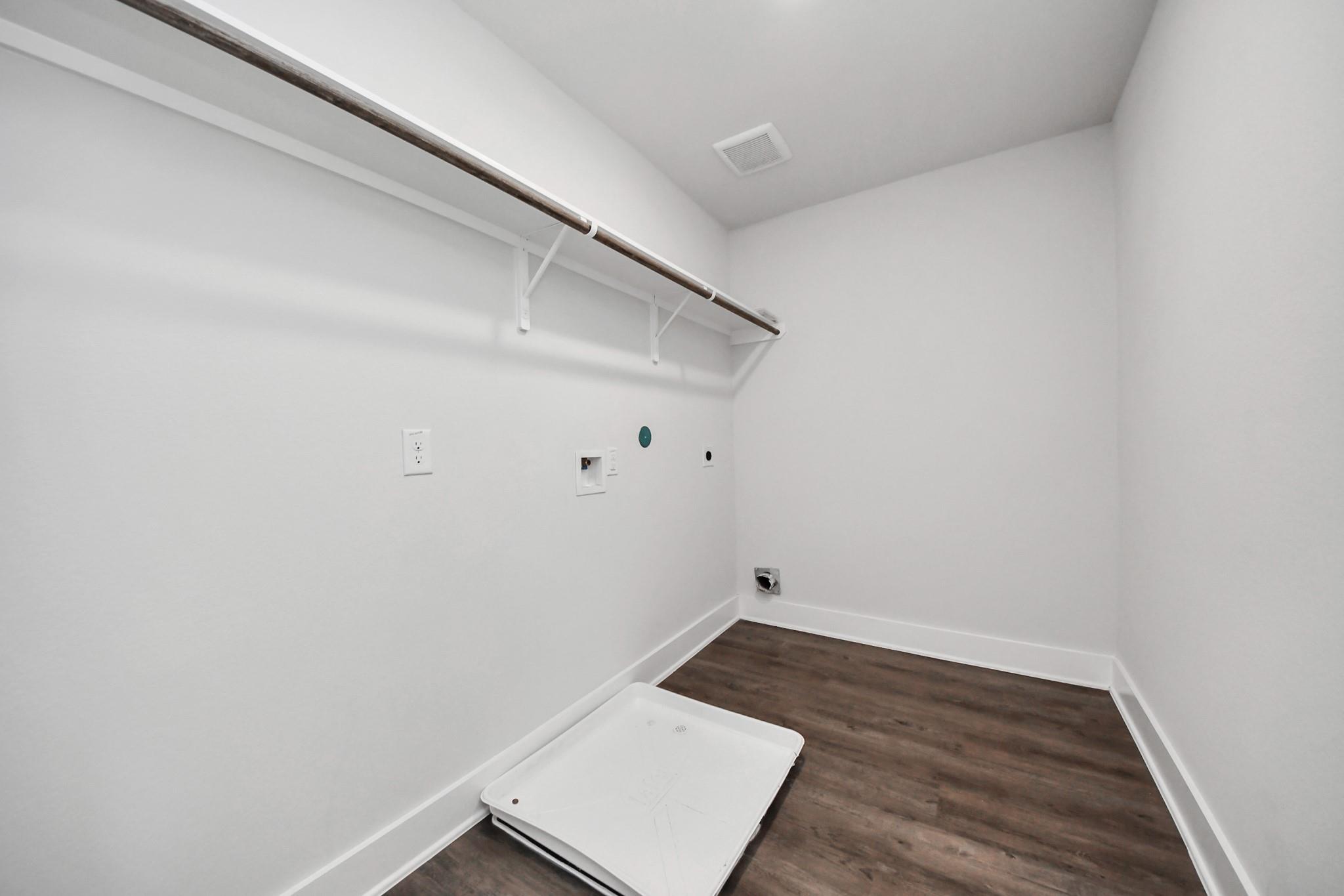 4423 Santorini Lane
