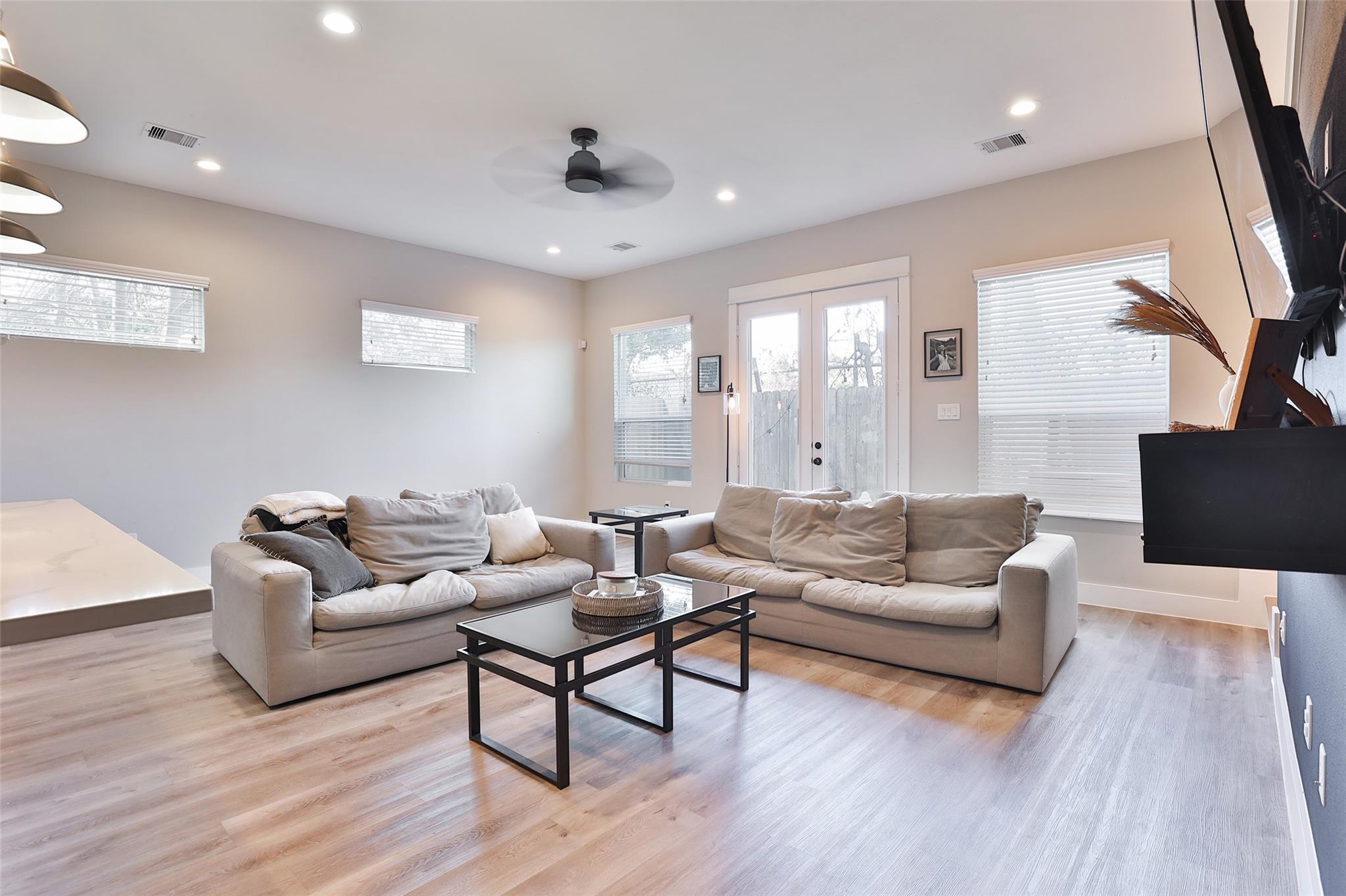 712 Pinemont Canyon Lane