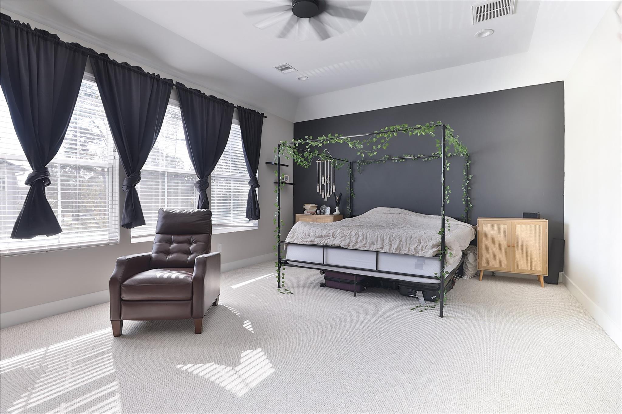 712 Pinemont Canyon Lane