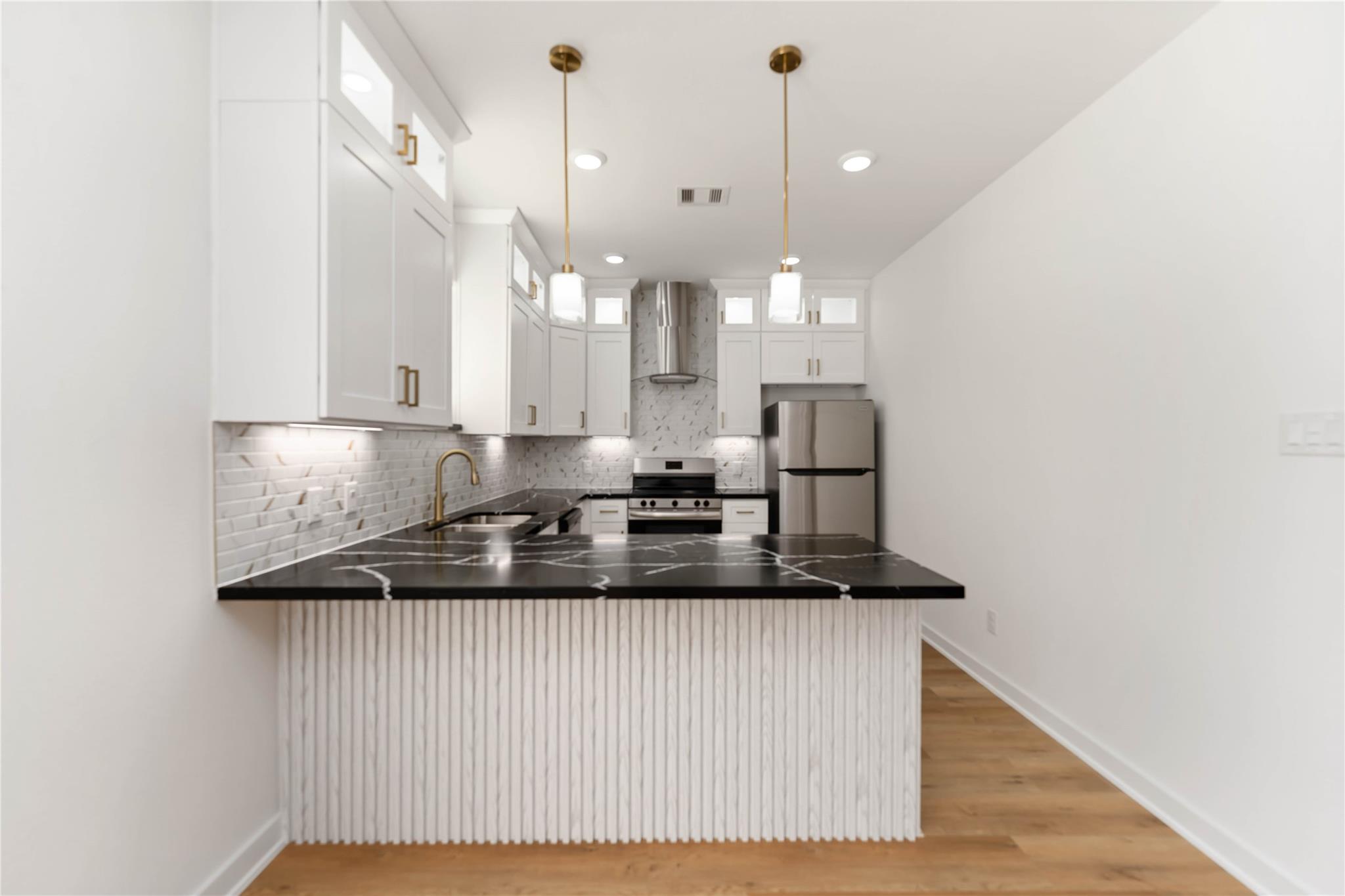 7809 Queen Street, Houston Unit: A/B