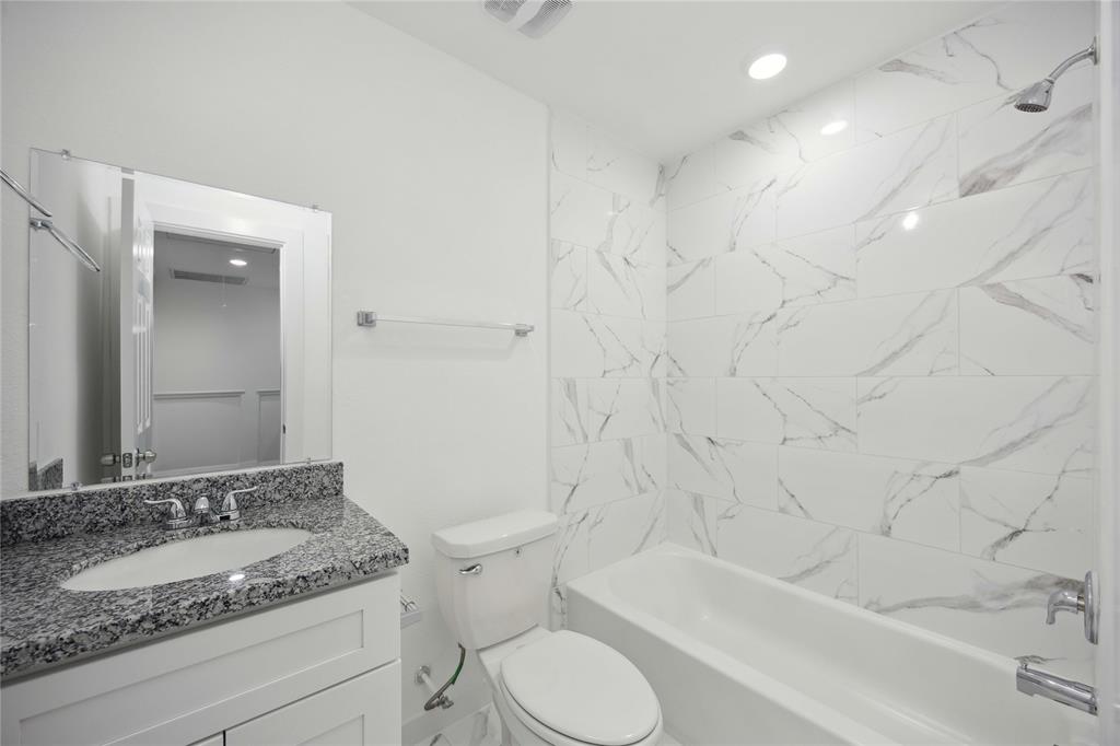 1056 North Lane Unit: A/B
