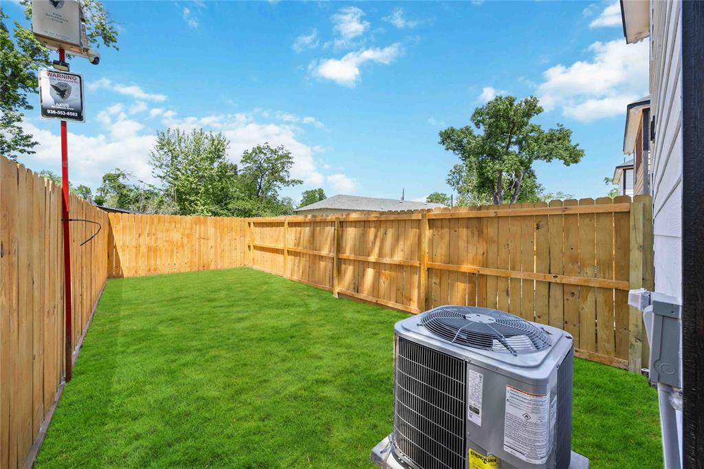 1056 North Lane Unit: A/B
