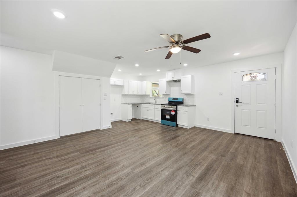 1056 North Lane Unit: A/B