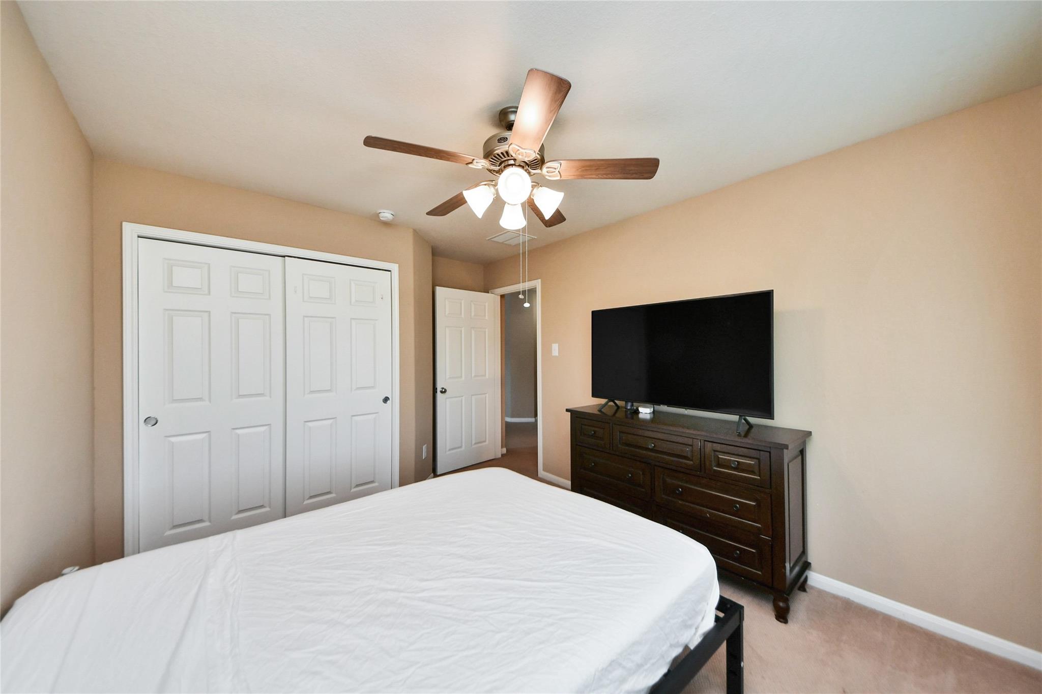 197 Midtown Park Drive, Alvin