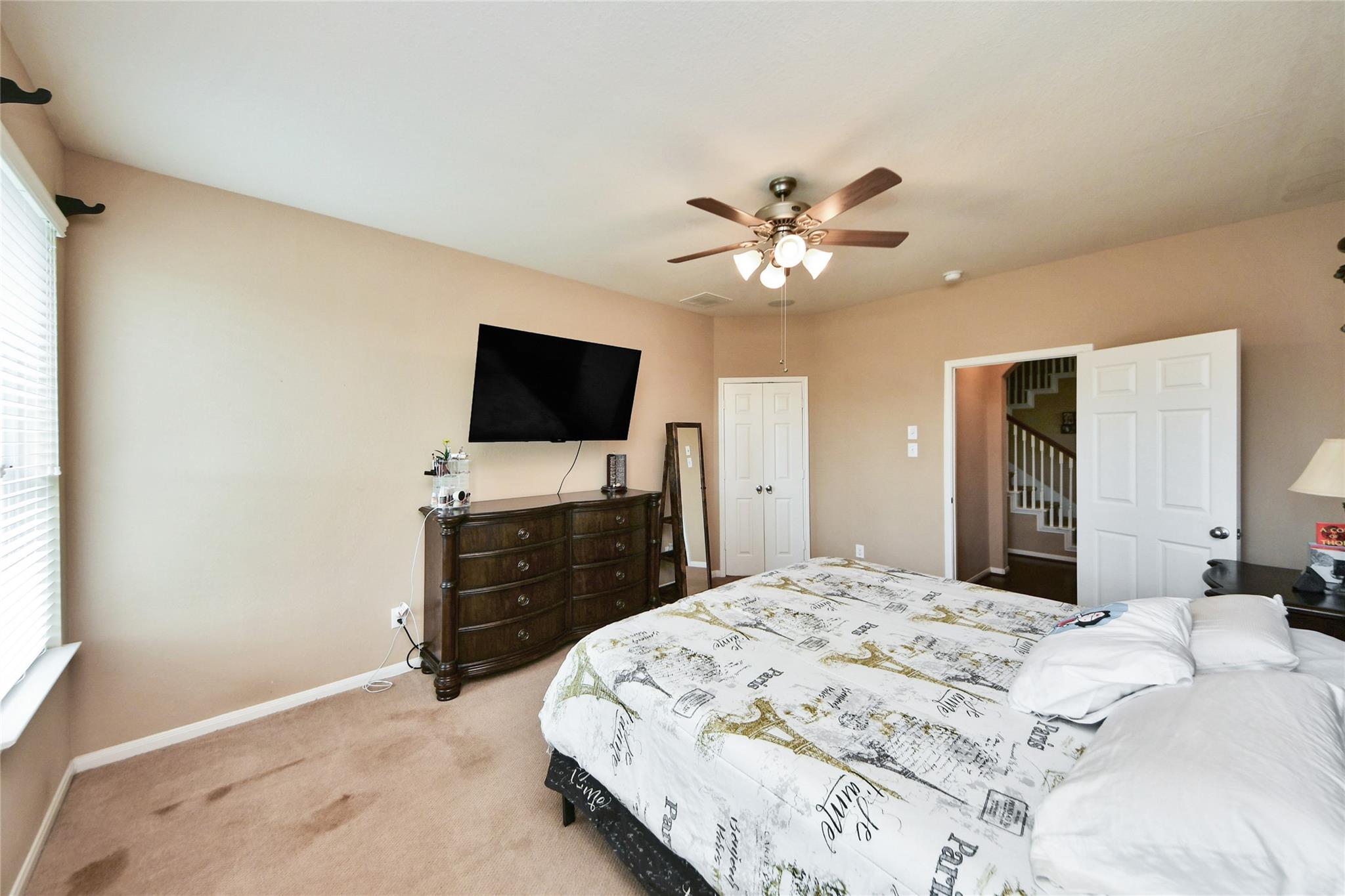 197 Midtown Park Drive, Alvin