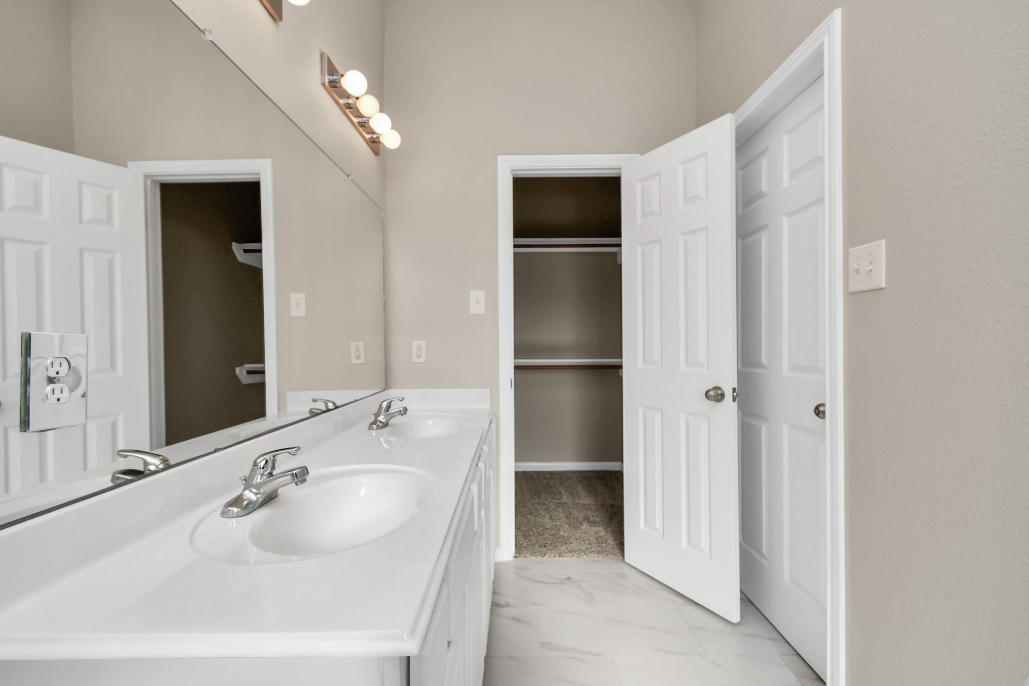 2347 Bermuda Shores Drive