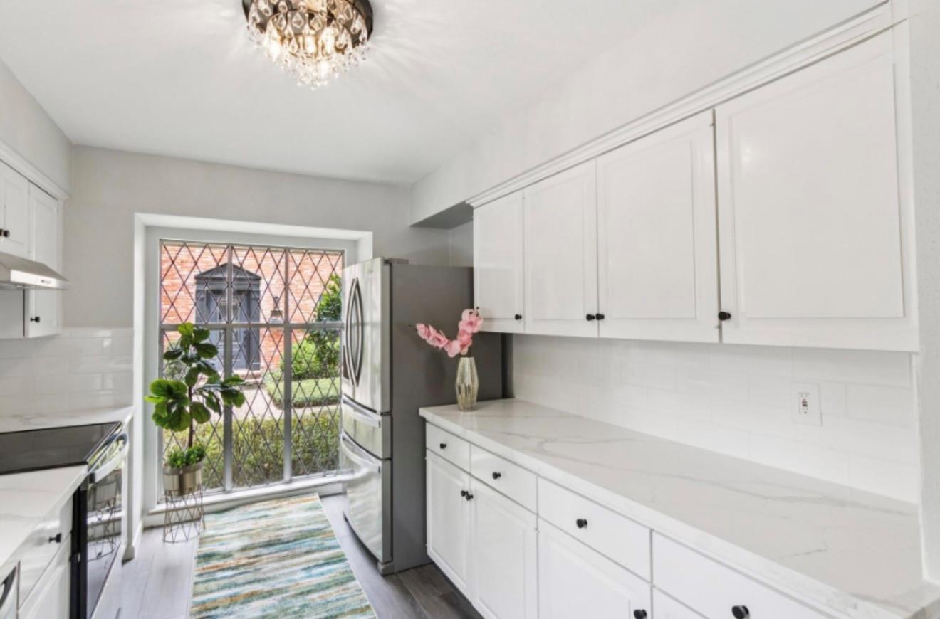 6429 Burgoyne Road # 15