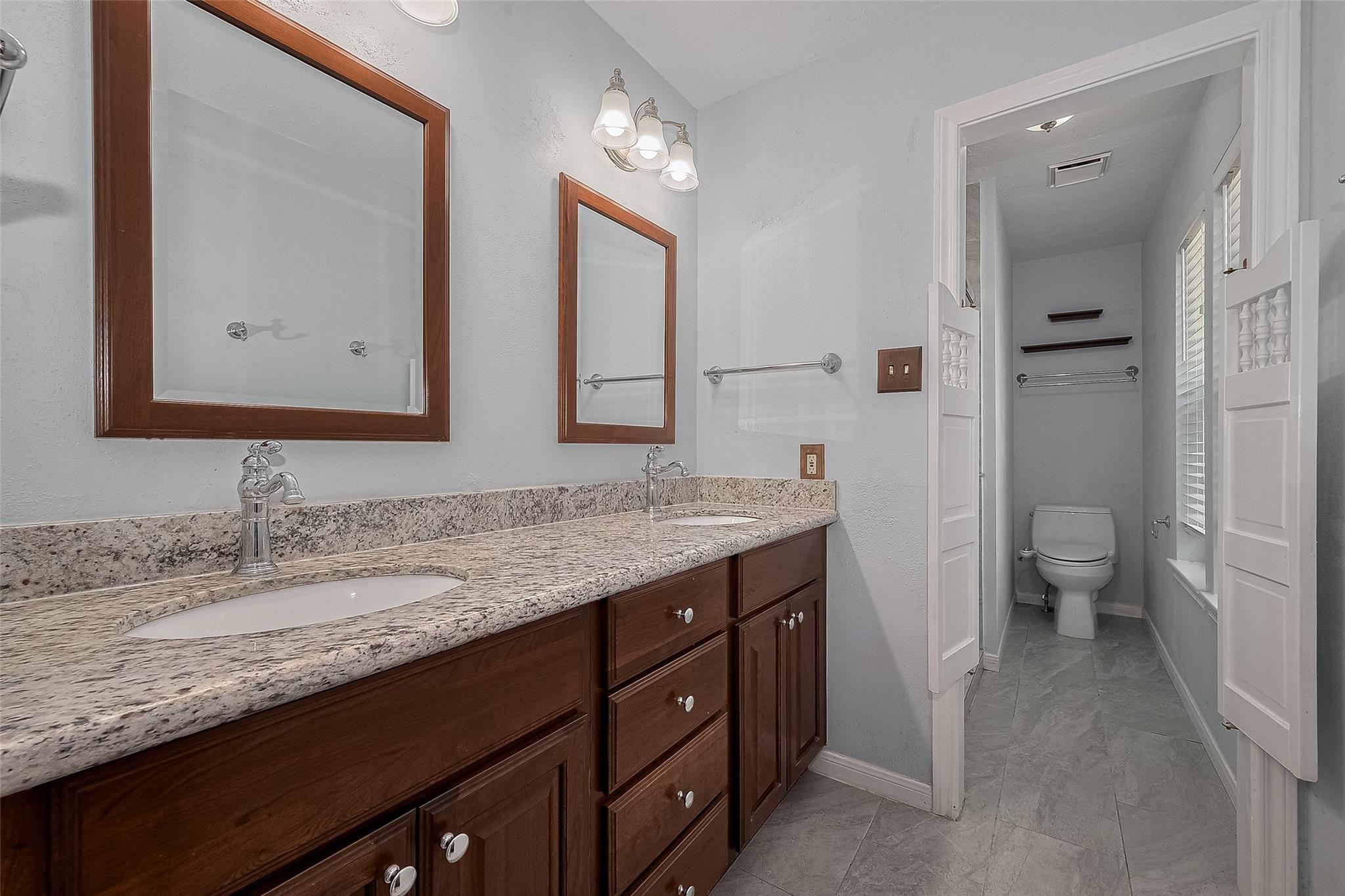 15511 Glenwood Park Drive