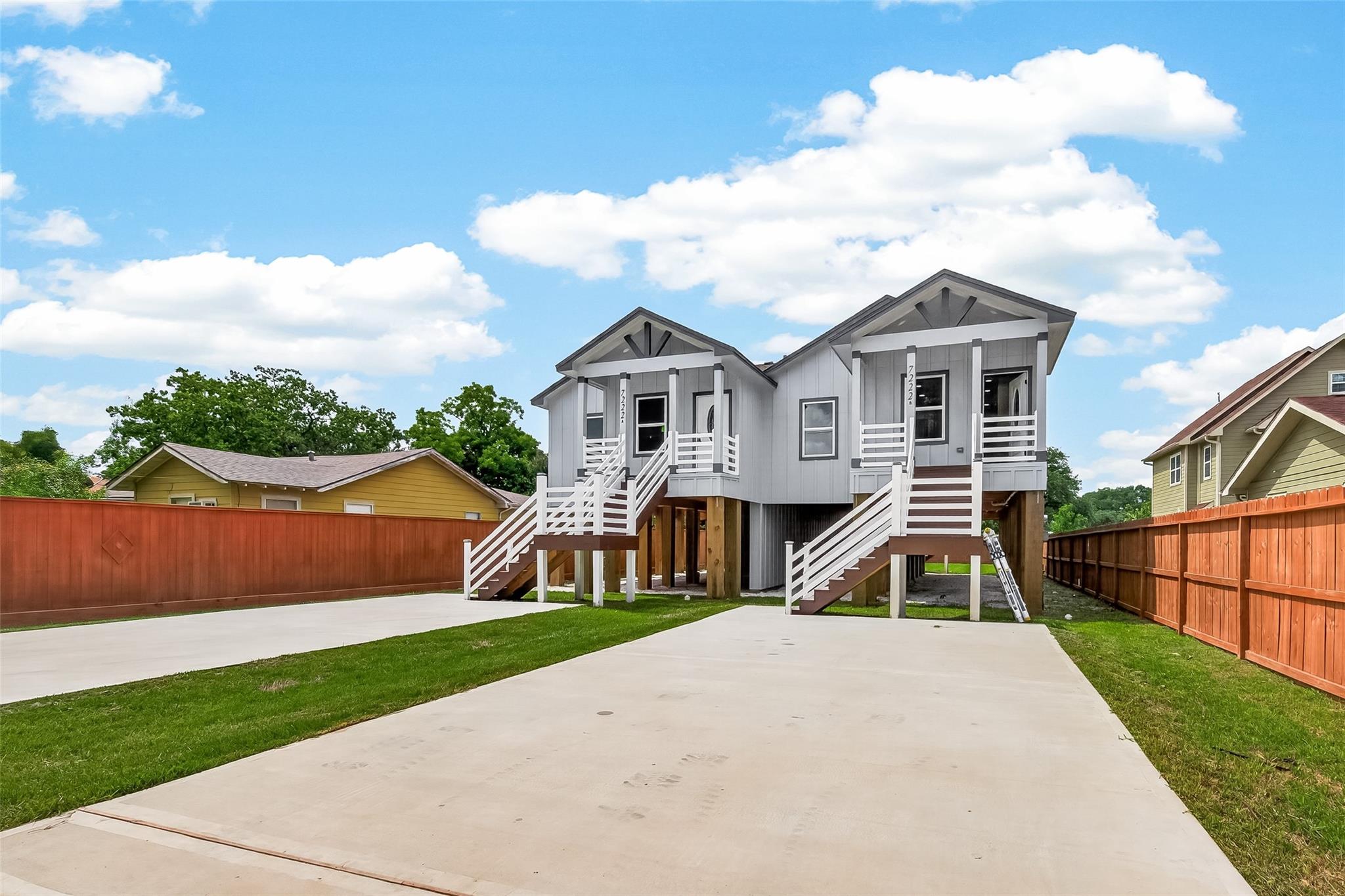 7222 Philibert Lane Unit: A/B