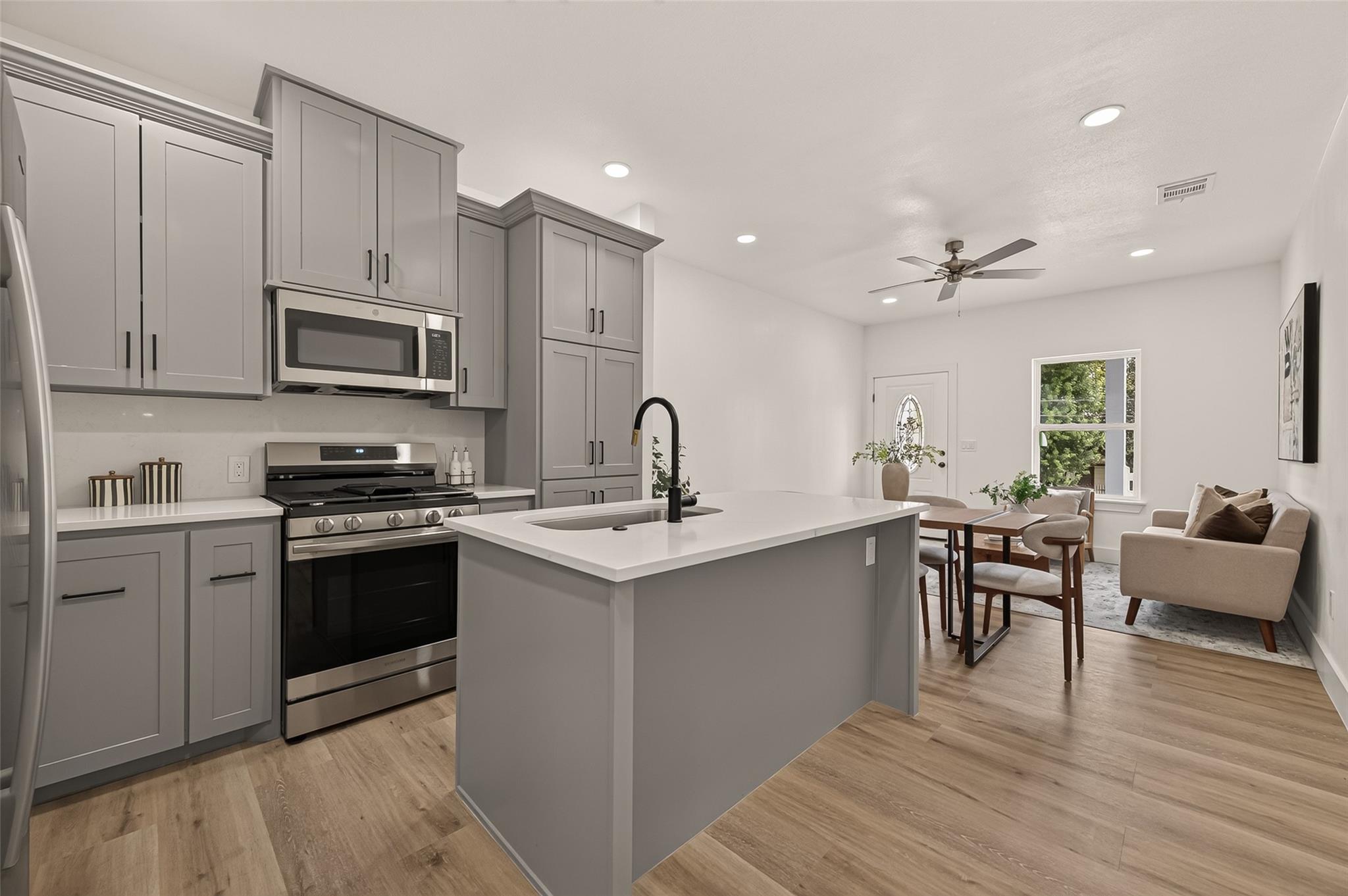 7222 Philibert Lane Unit: A/B