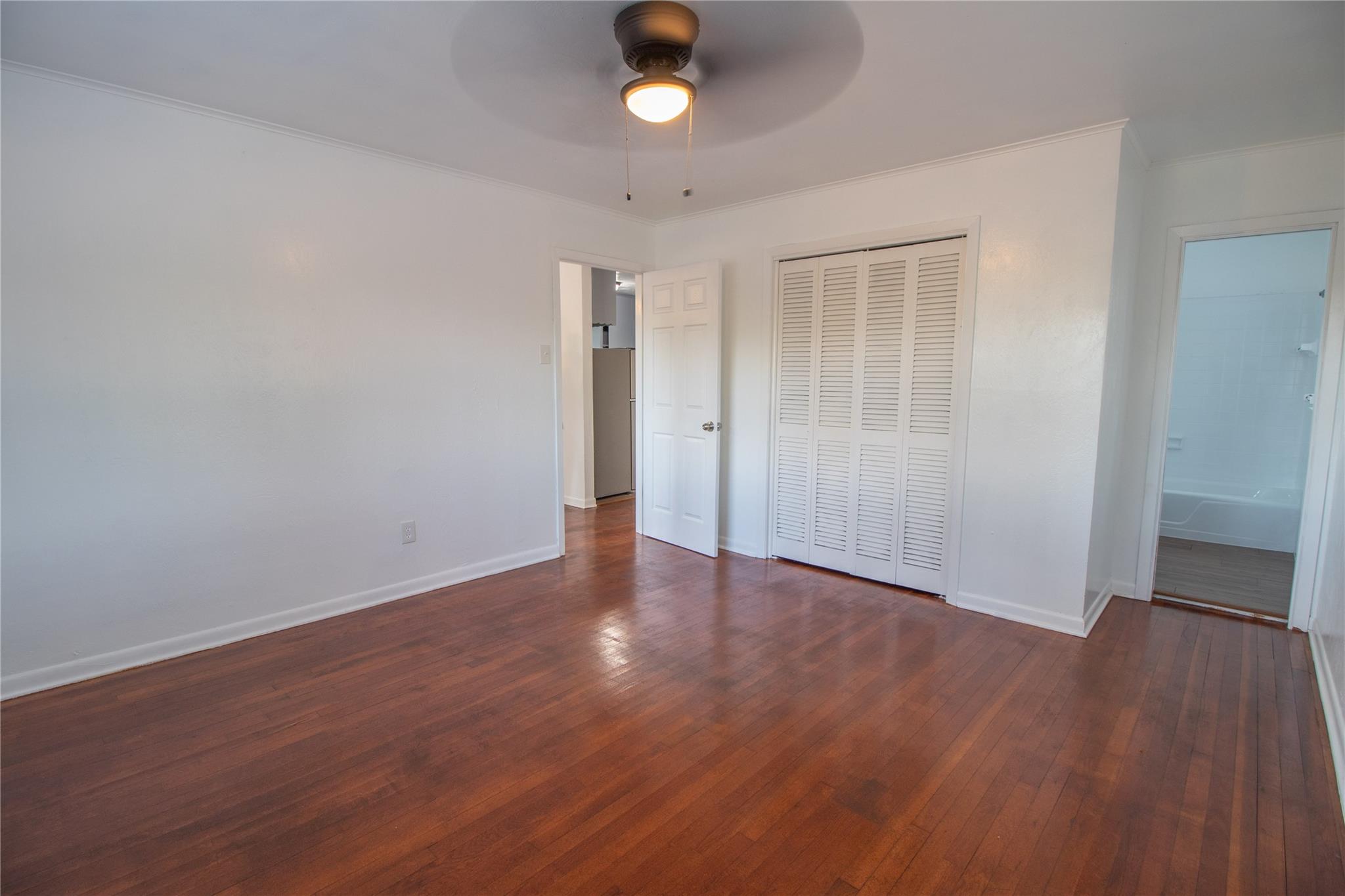 2713 John Street