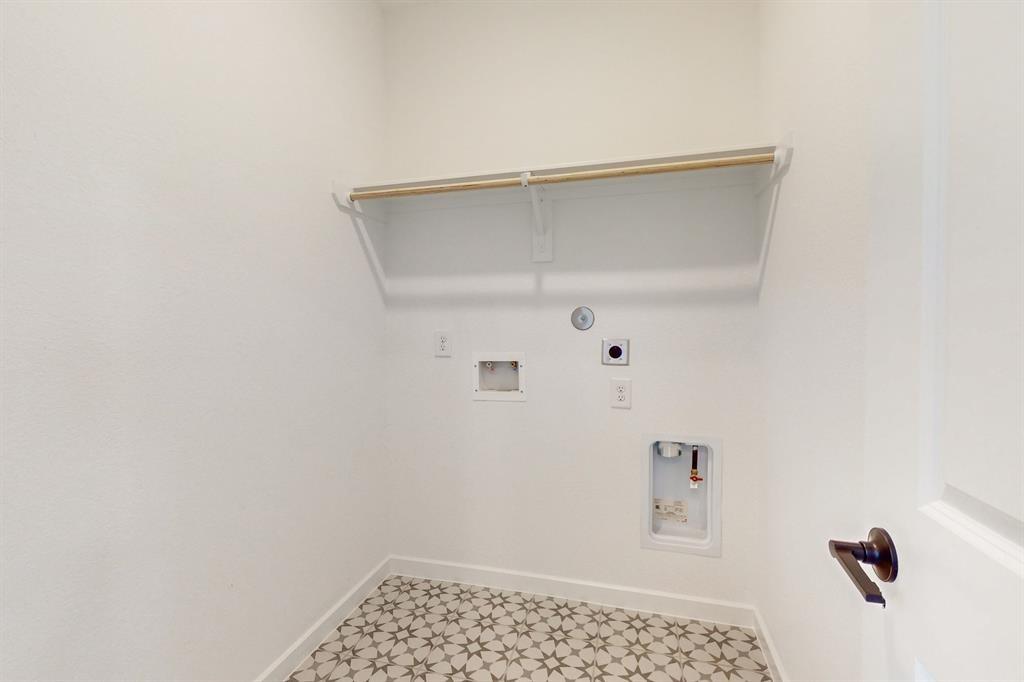 21815 Sunshine Cove Lane