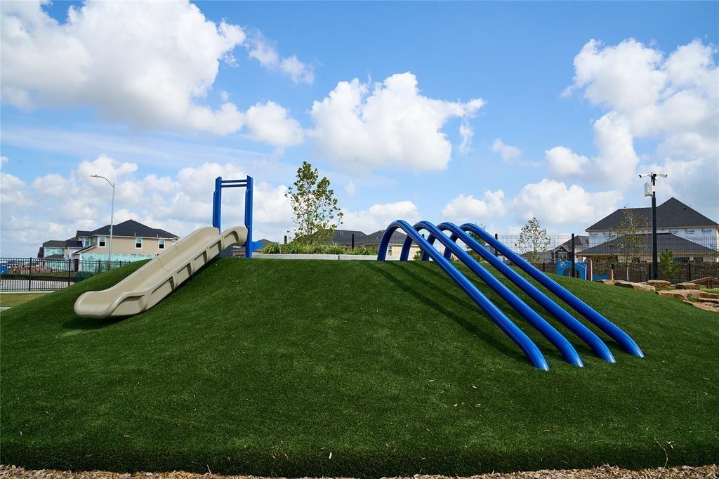 21815 Sunshine Cove Lane