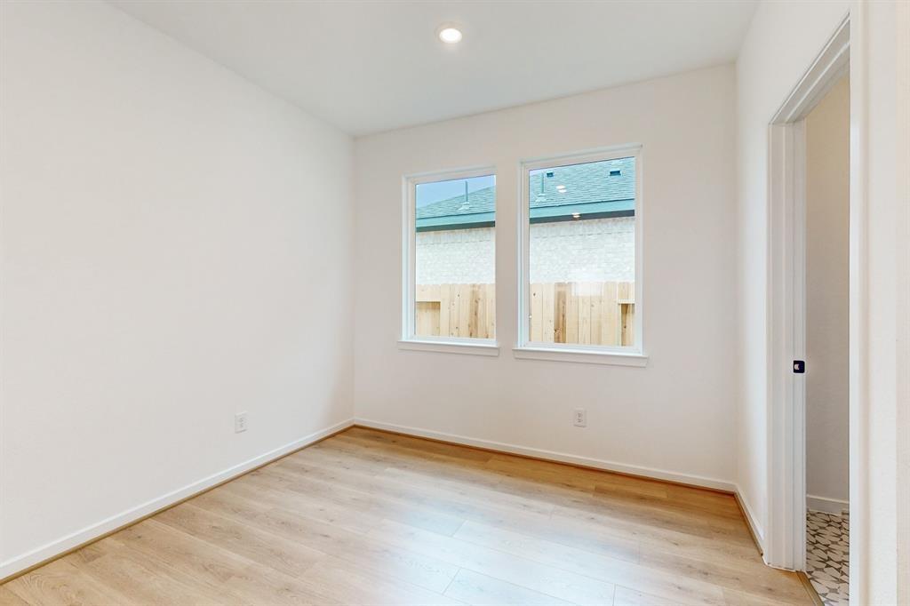 21815 Sunshine Cove Lane