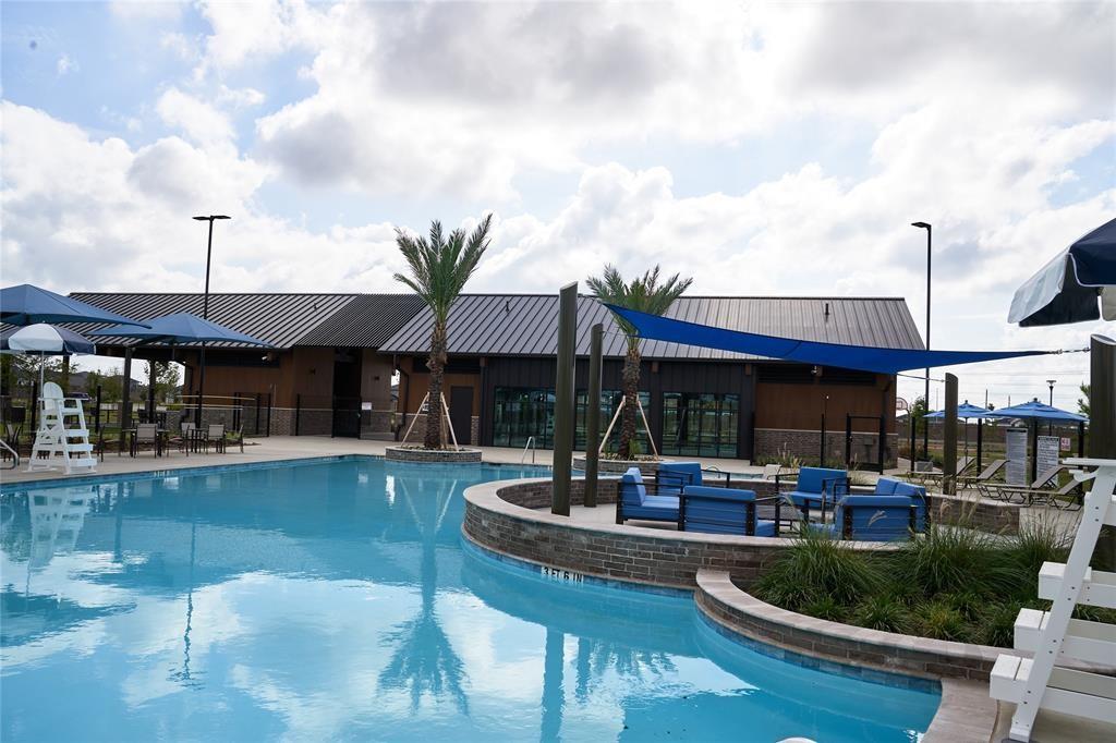 21815 Sunshine Cove Lane