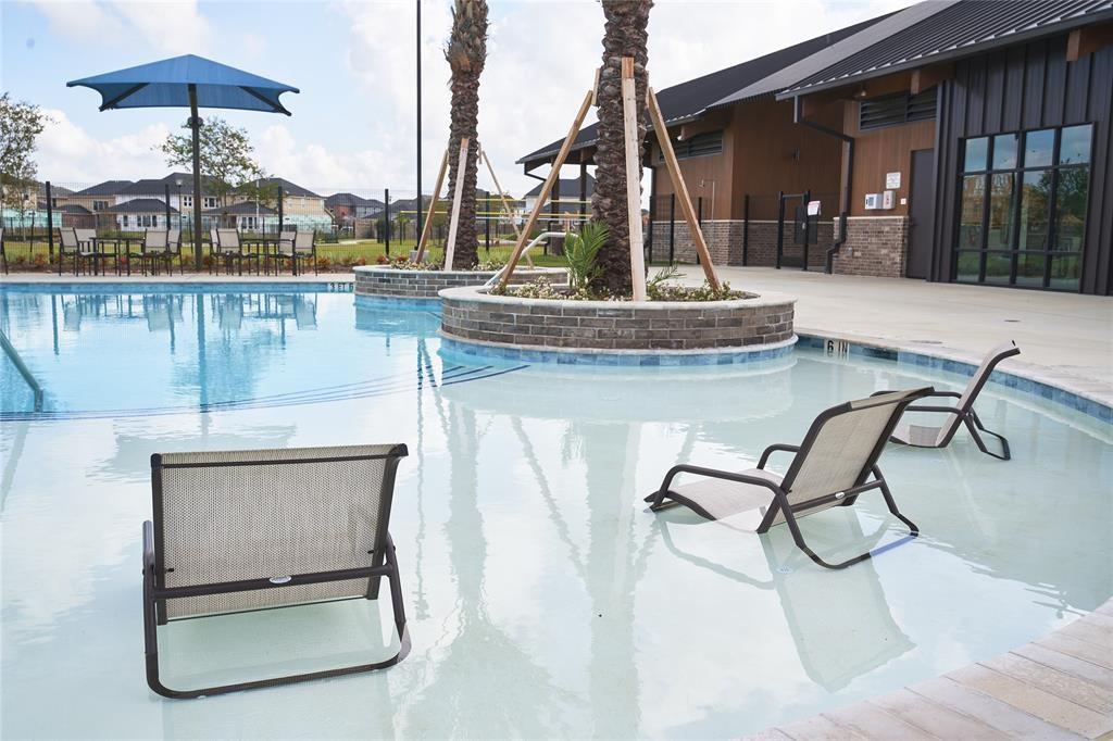 21815 Sunshine Cove Lane