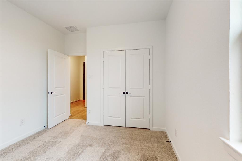 21815 Sunshine Cove Lane