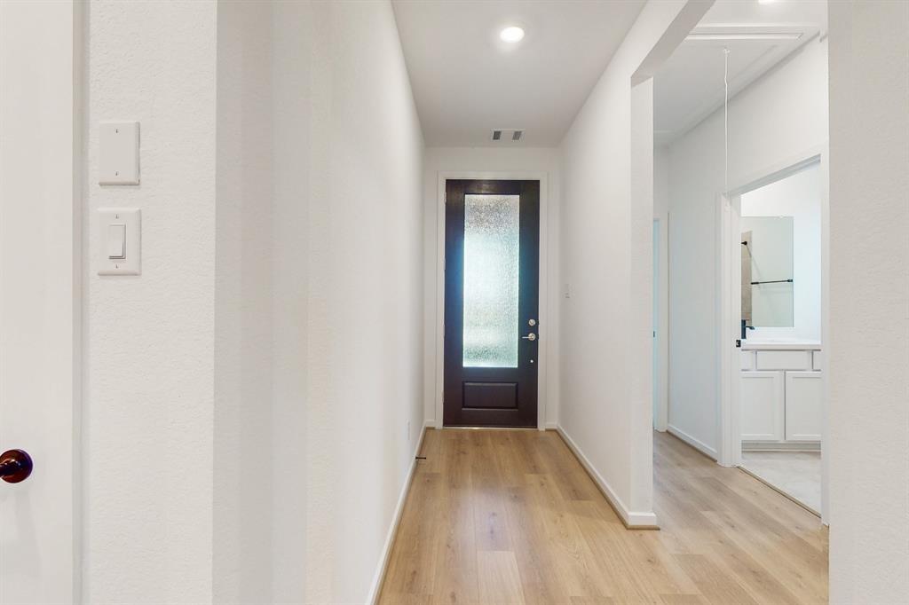 21815 Sunshine Cove Lane