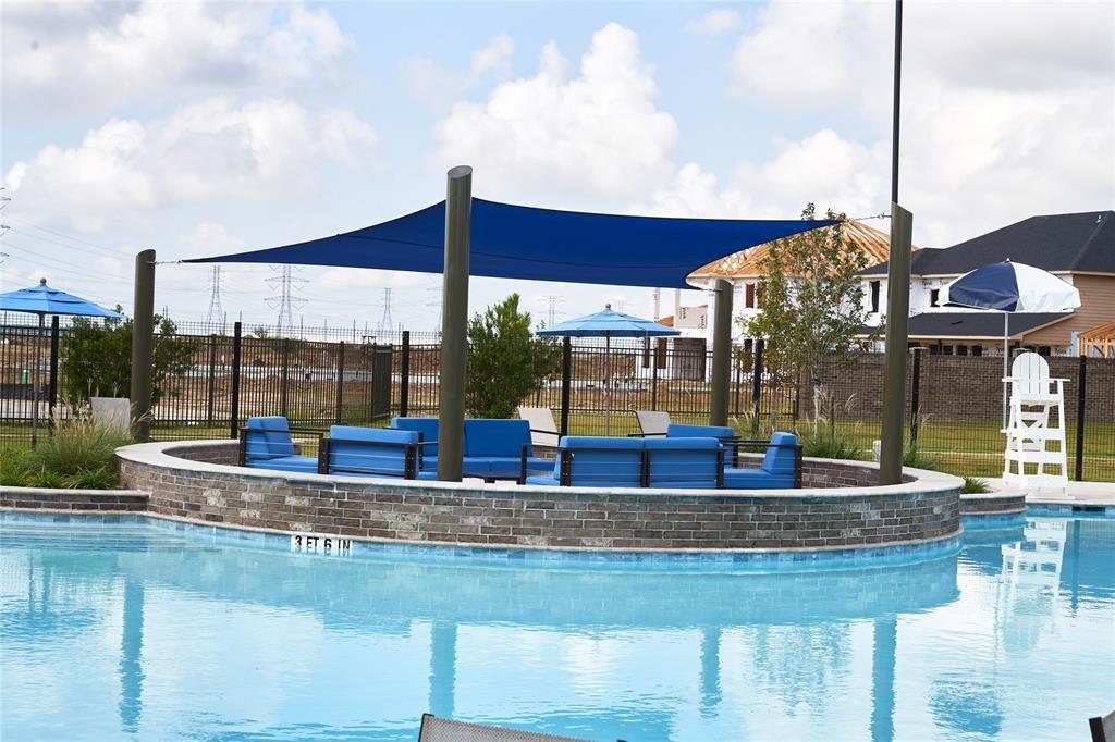 21815 Sunshine Cove Lane