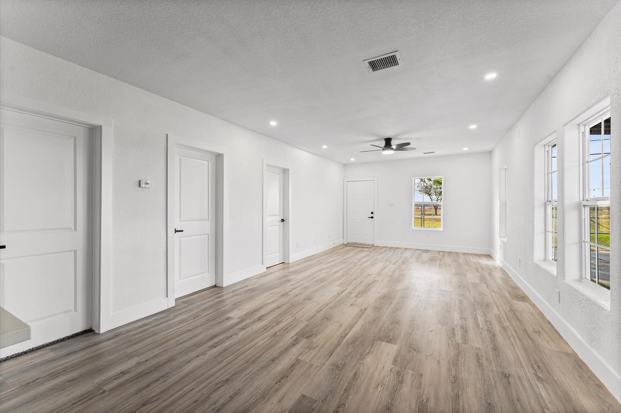 254 Independence Parkway N, Baytown