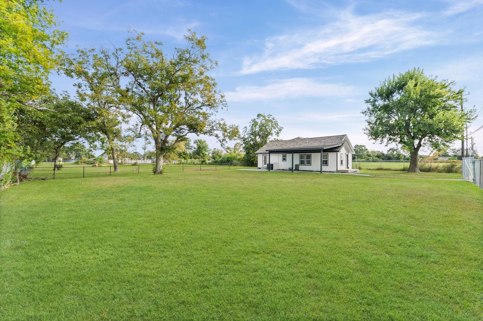 254 Independence Parkway N, Baytown