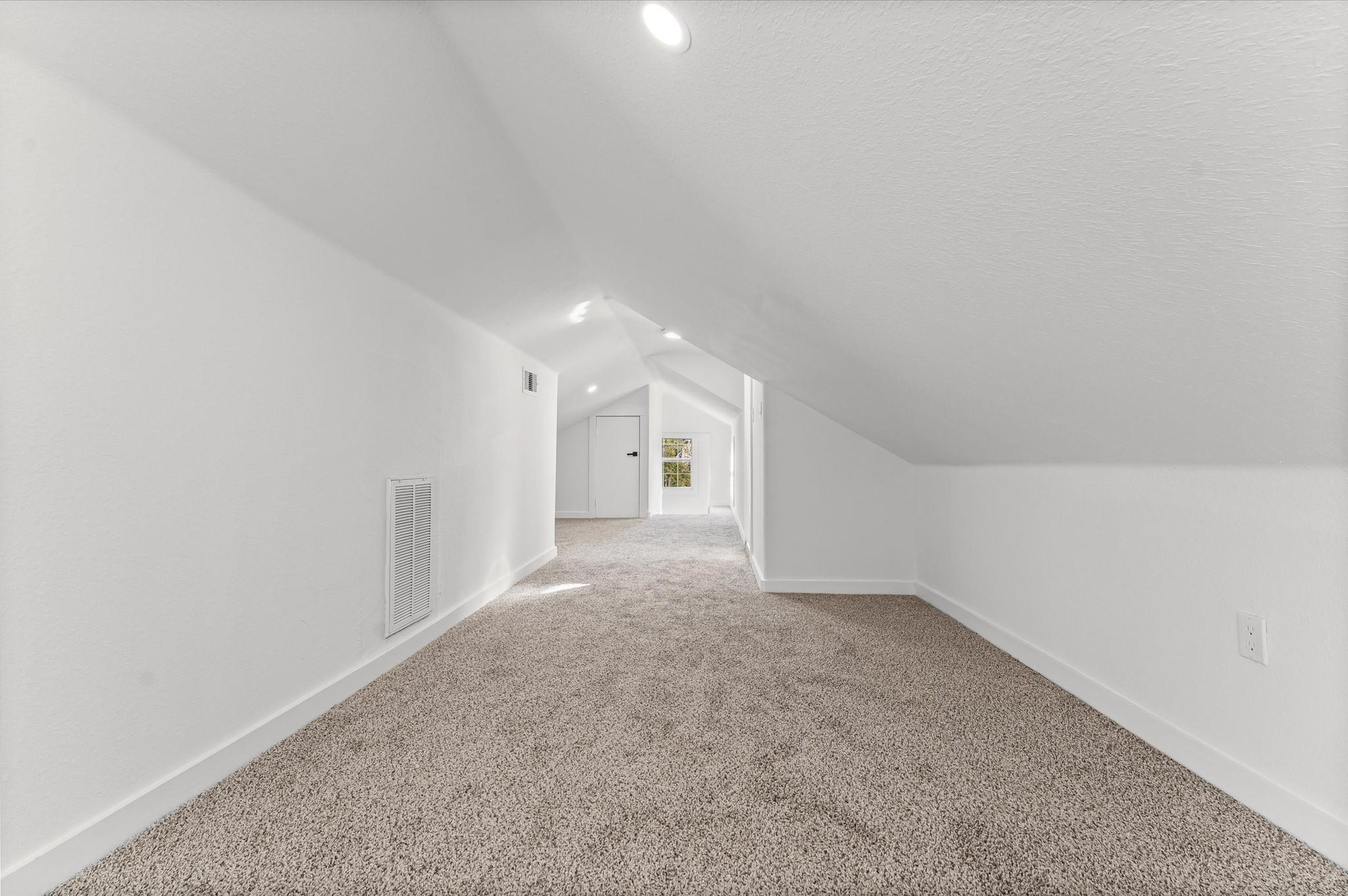 254 Independence Parkway N, Baytown