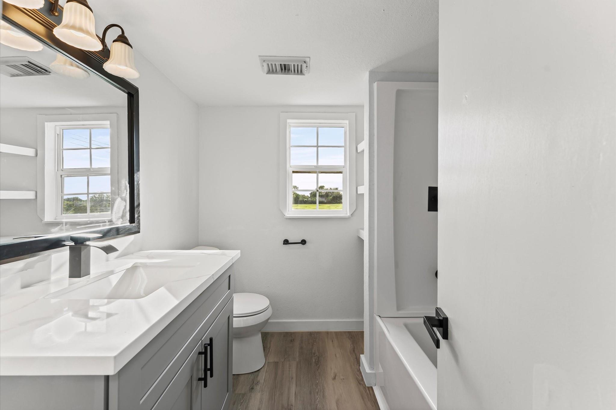 254 Independence Parkway N, Baytown