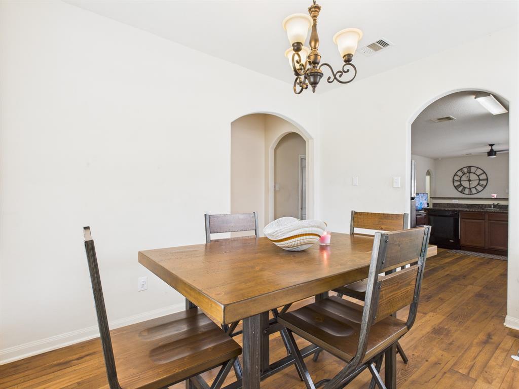 9439 Amethyst Glen Drive