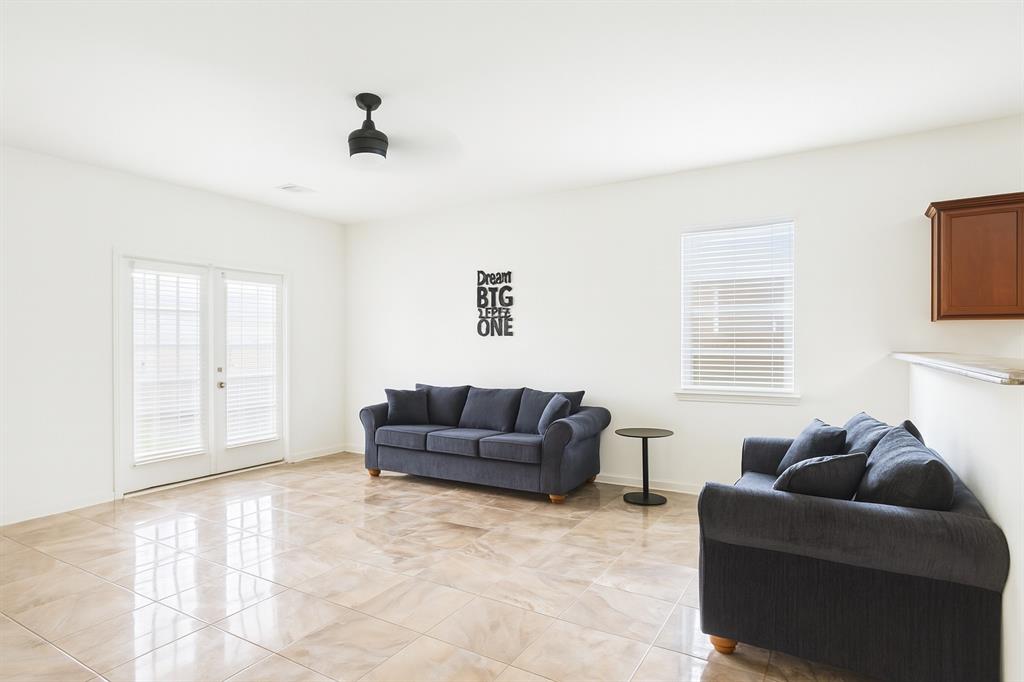 9439 Amethyst Glen Drive