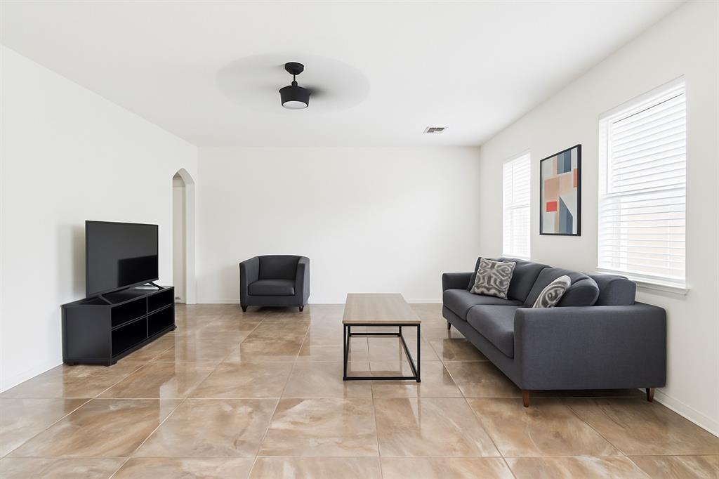 9439 Amethyst Glen Drive