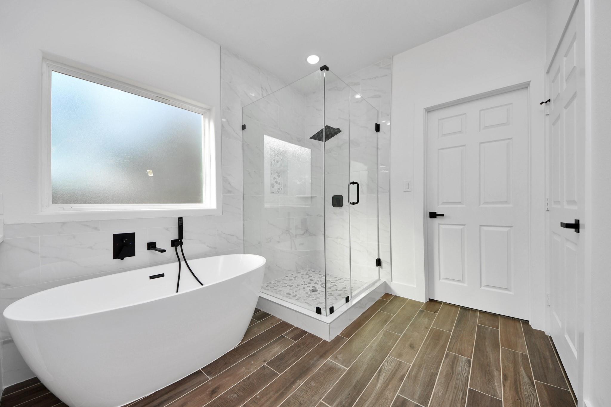 3952 Highline Oaks E