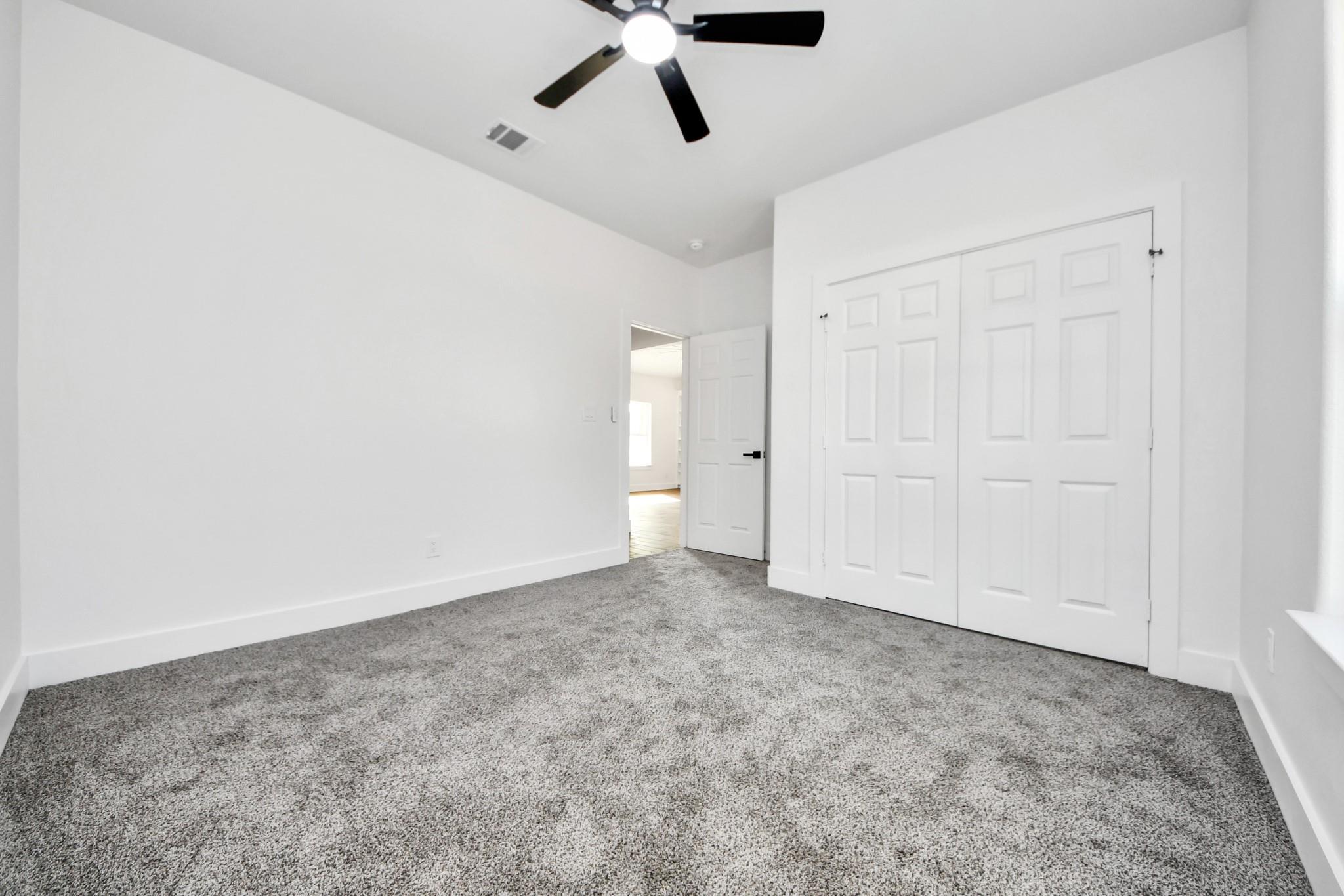 3952 Highline Oaks E