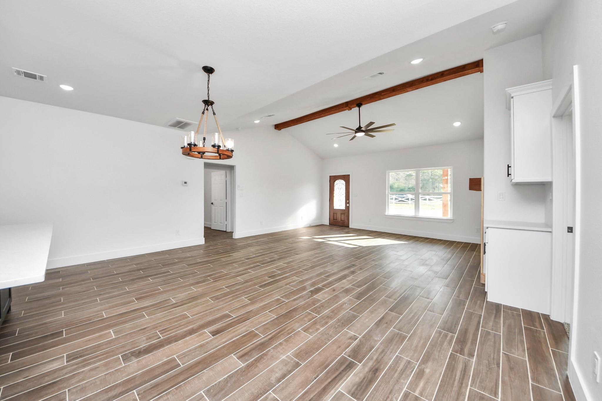 3952 Highline Oaks E