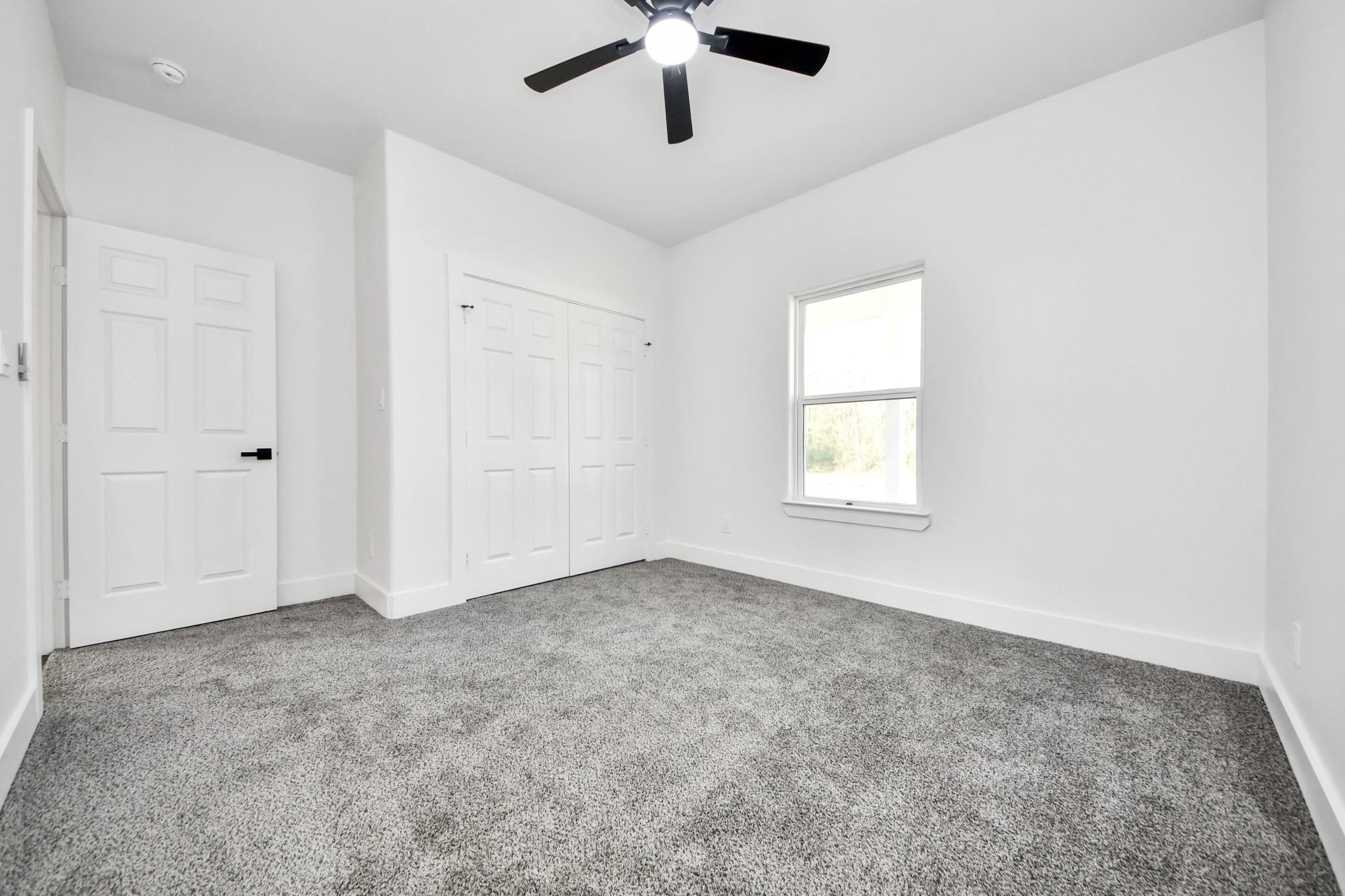 3952 Highline Oaks E