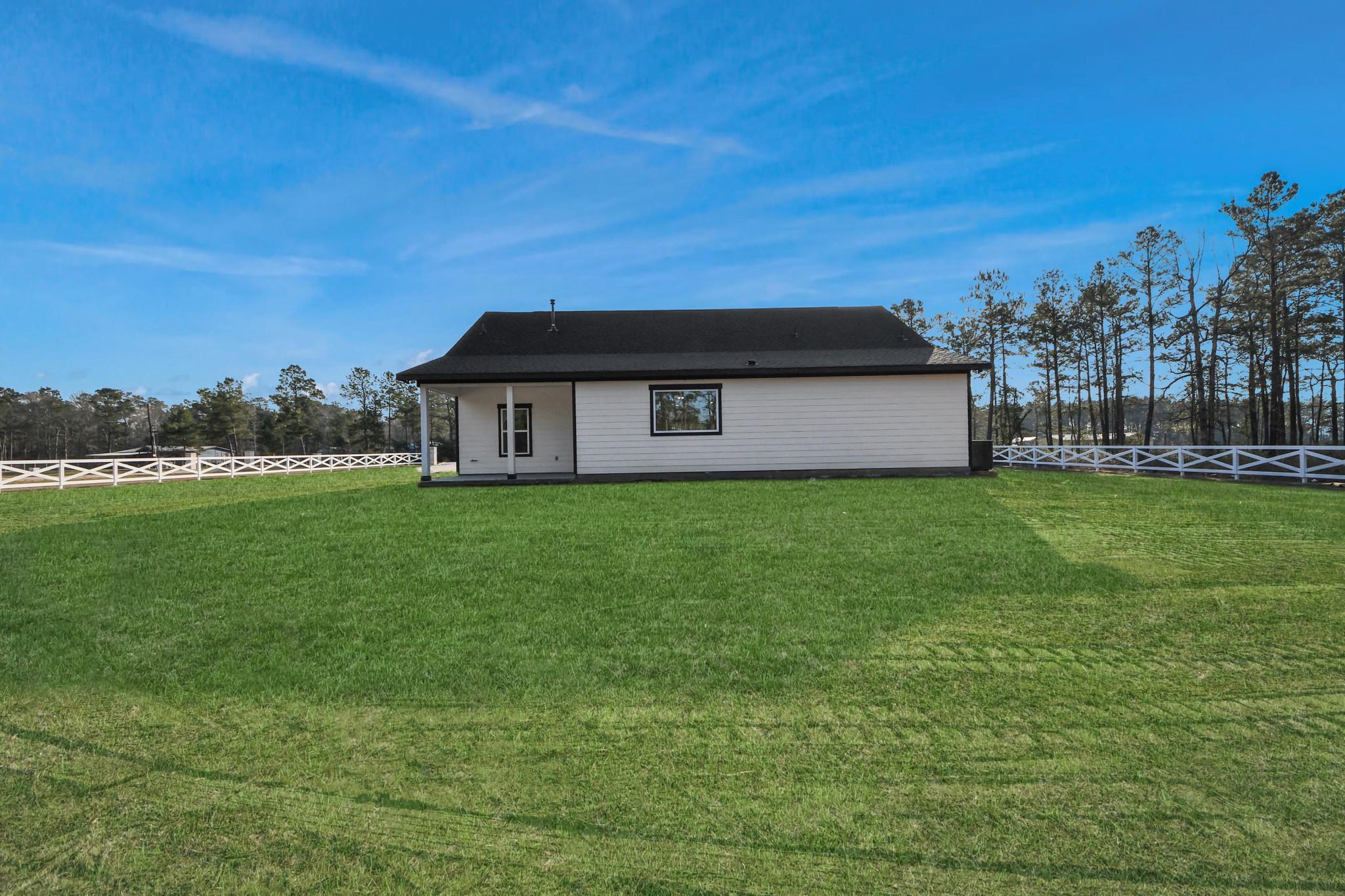 3952 Highline Oaks E