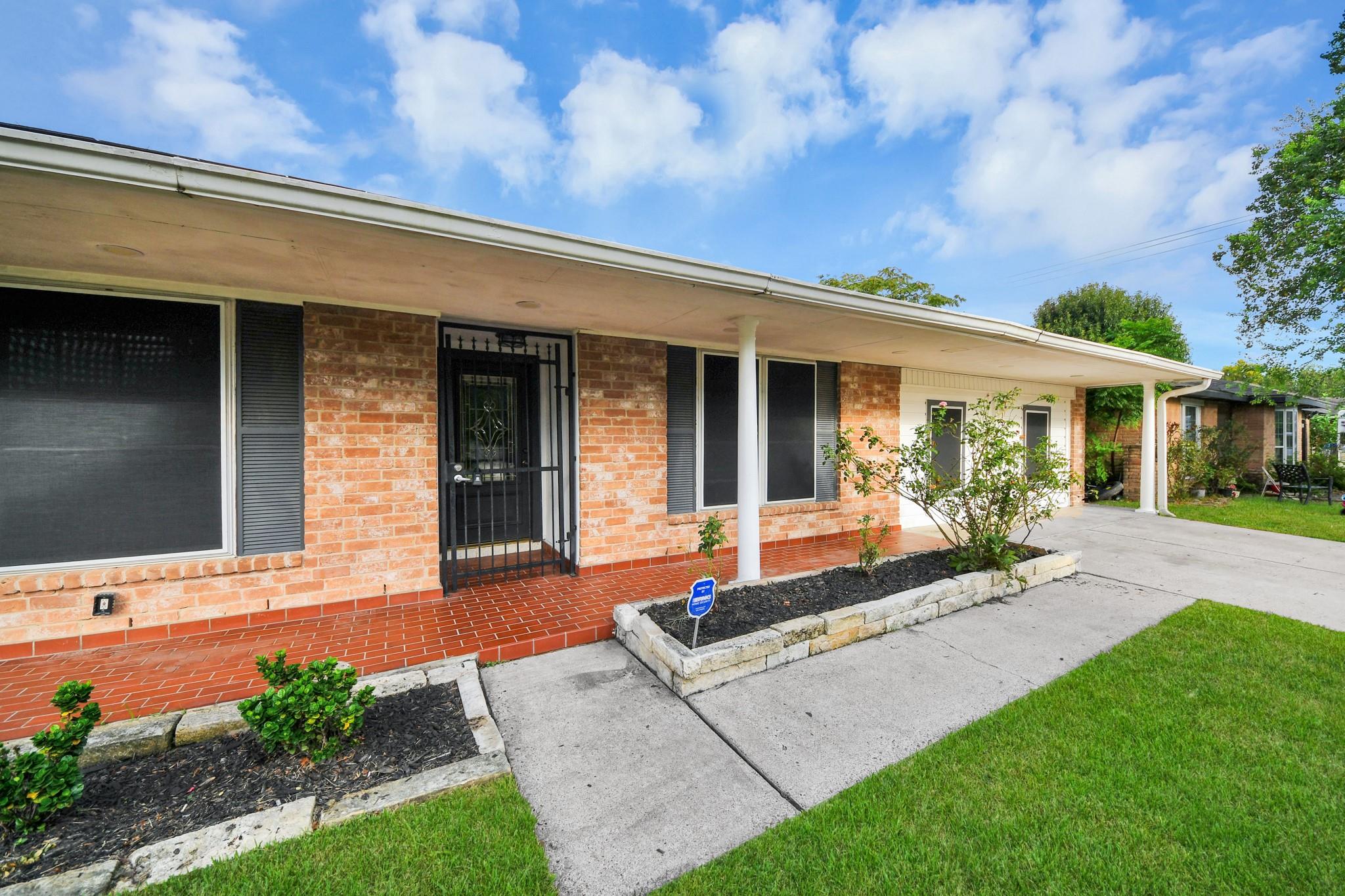 15103 Weil Place