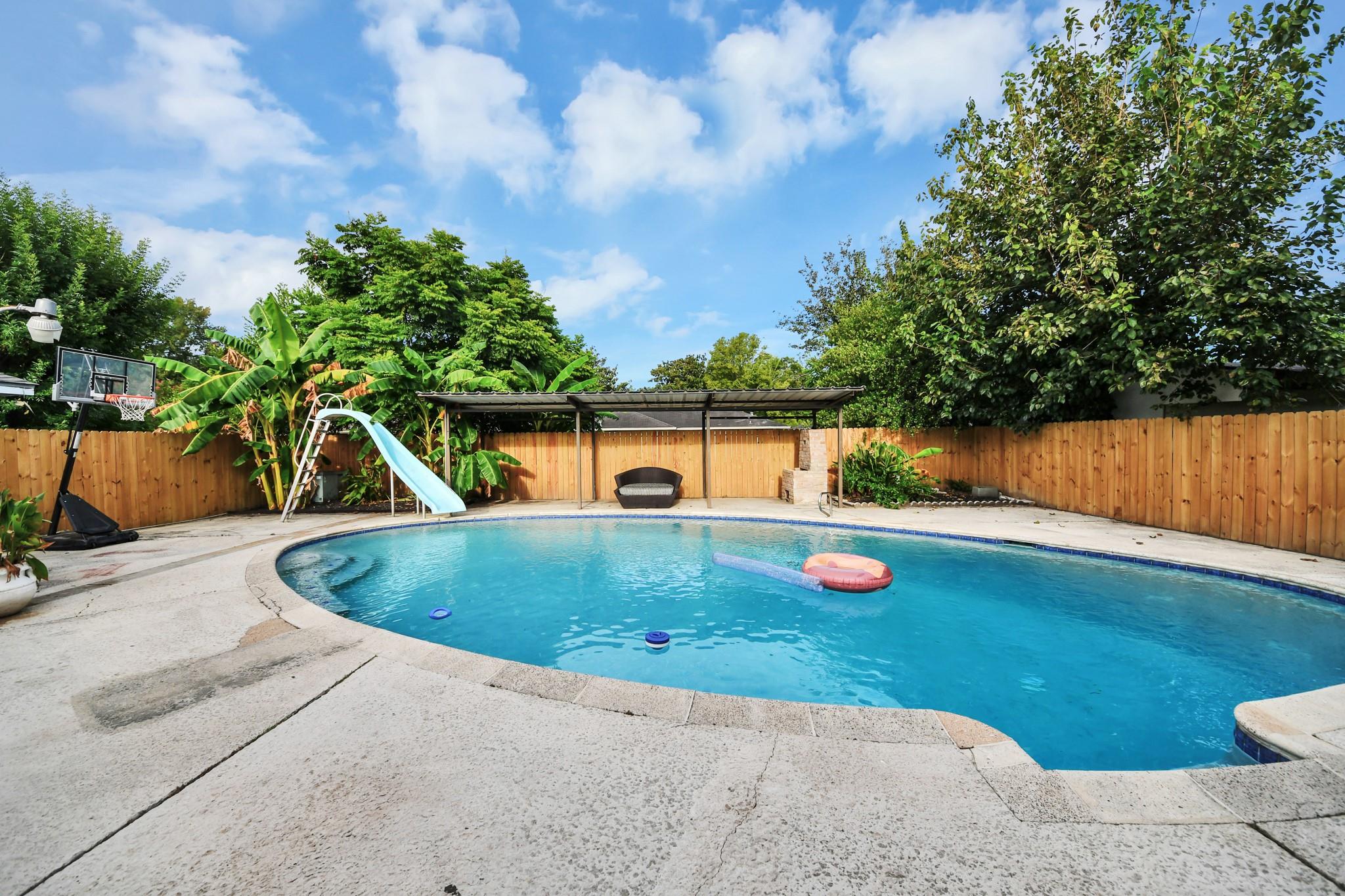 15103 Weil Place