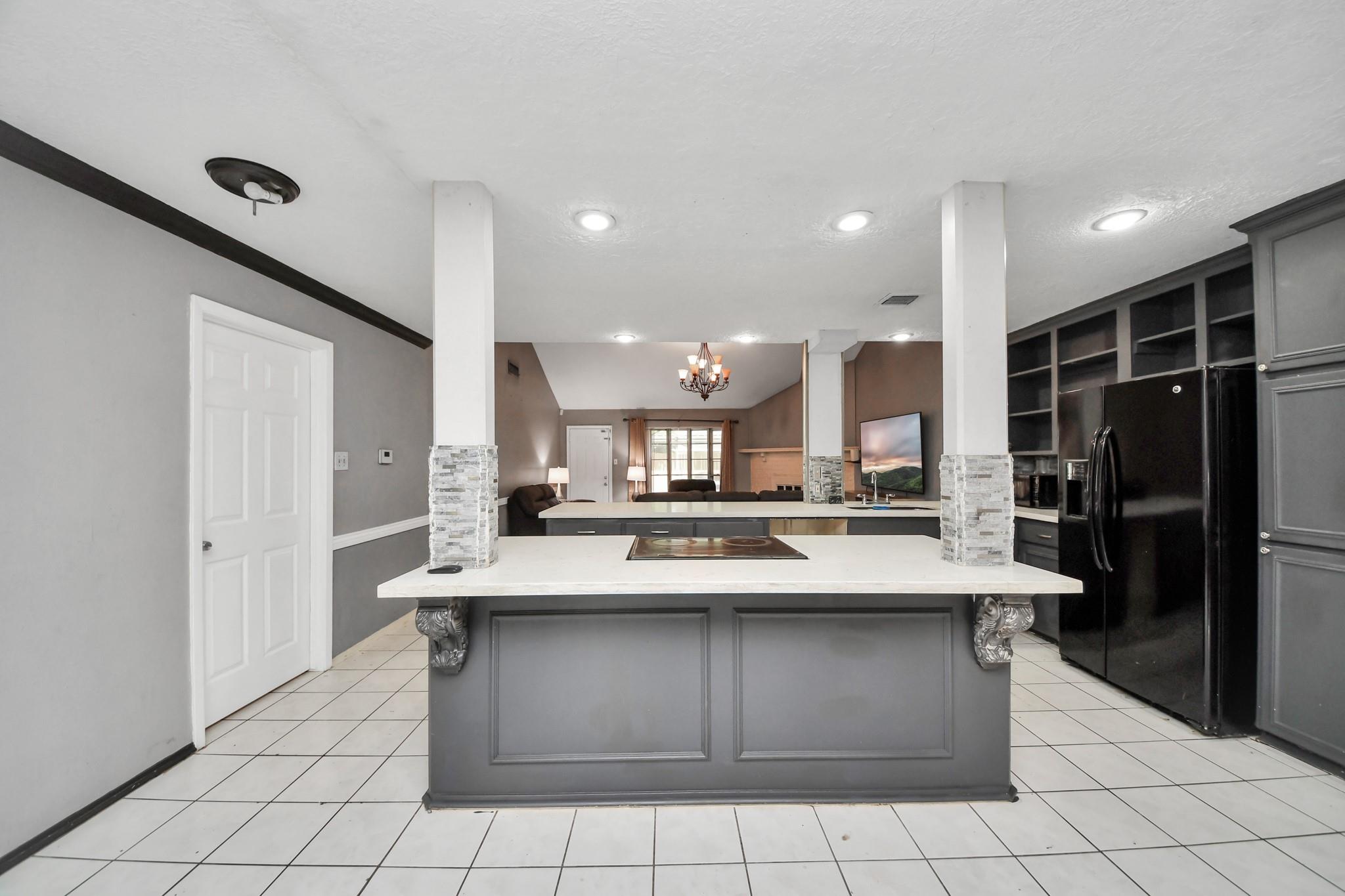 15103 Weil Place