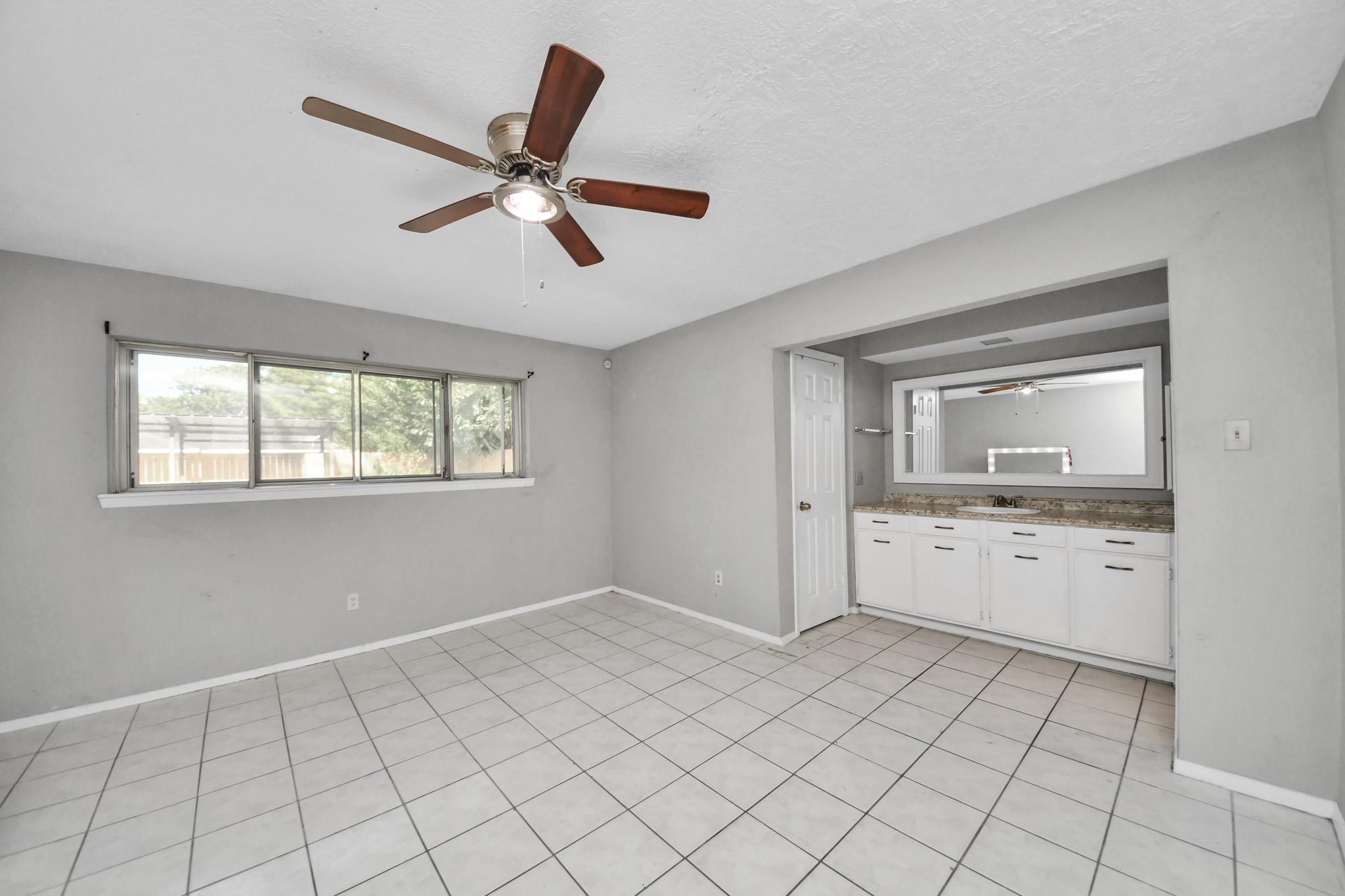 15103 Weil Place