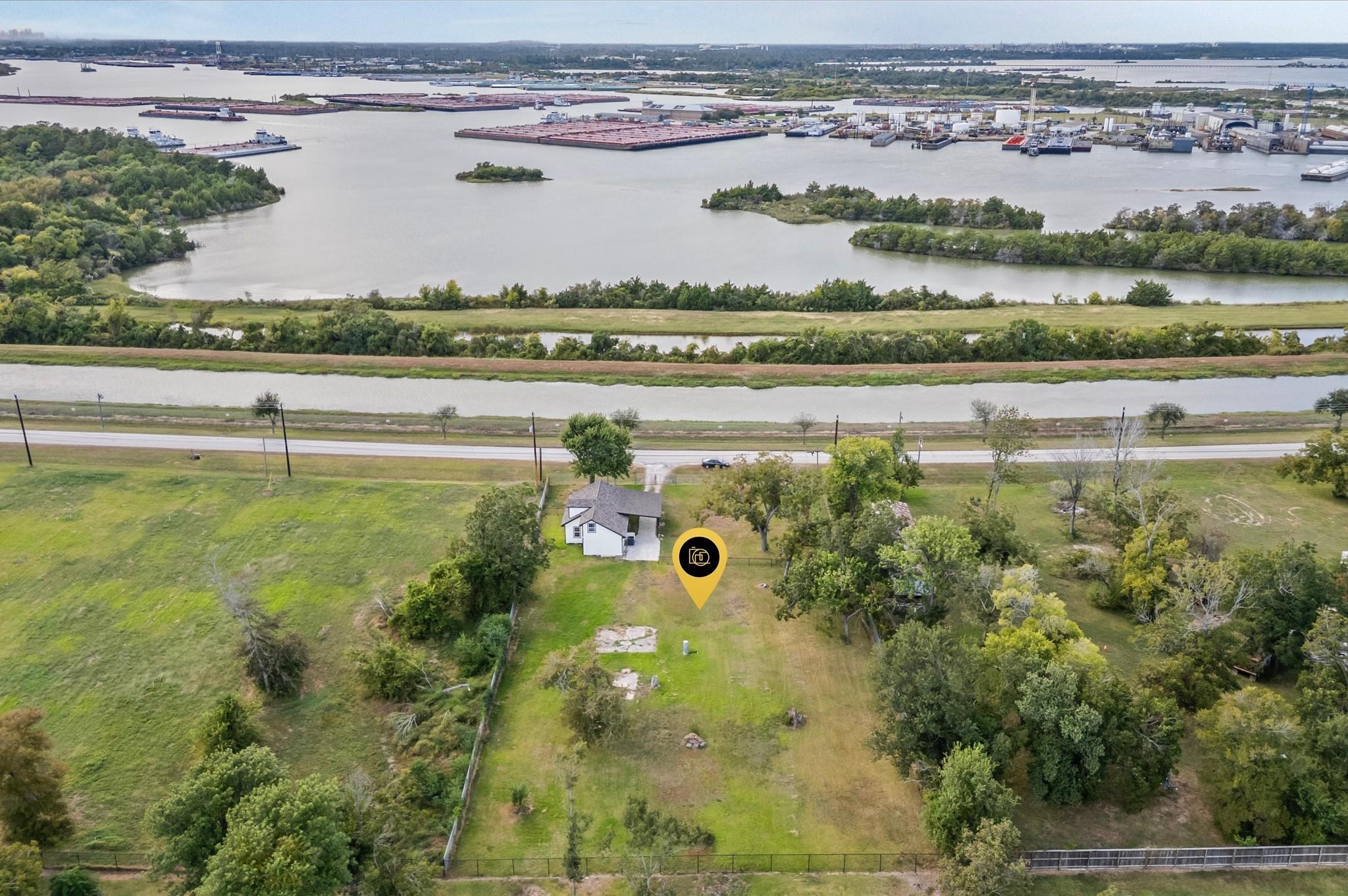 254 Independence Parkway N